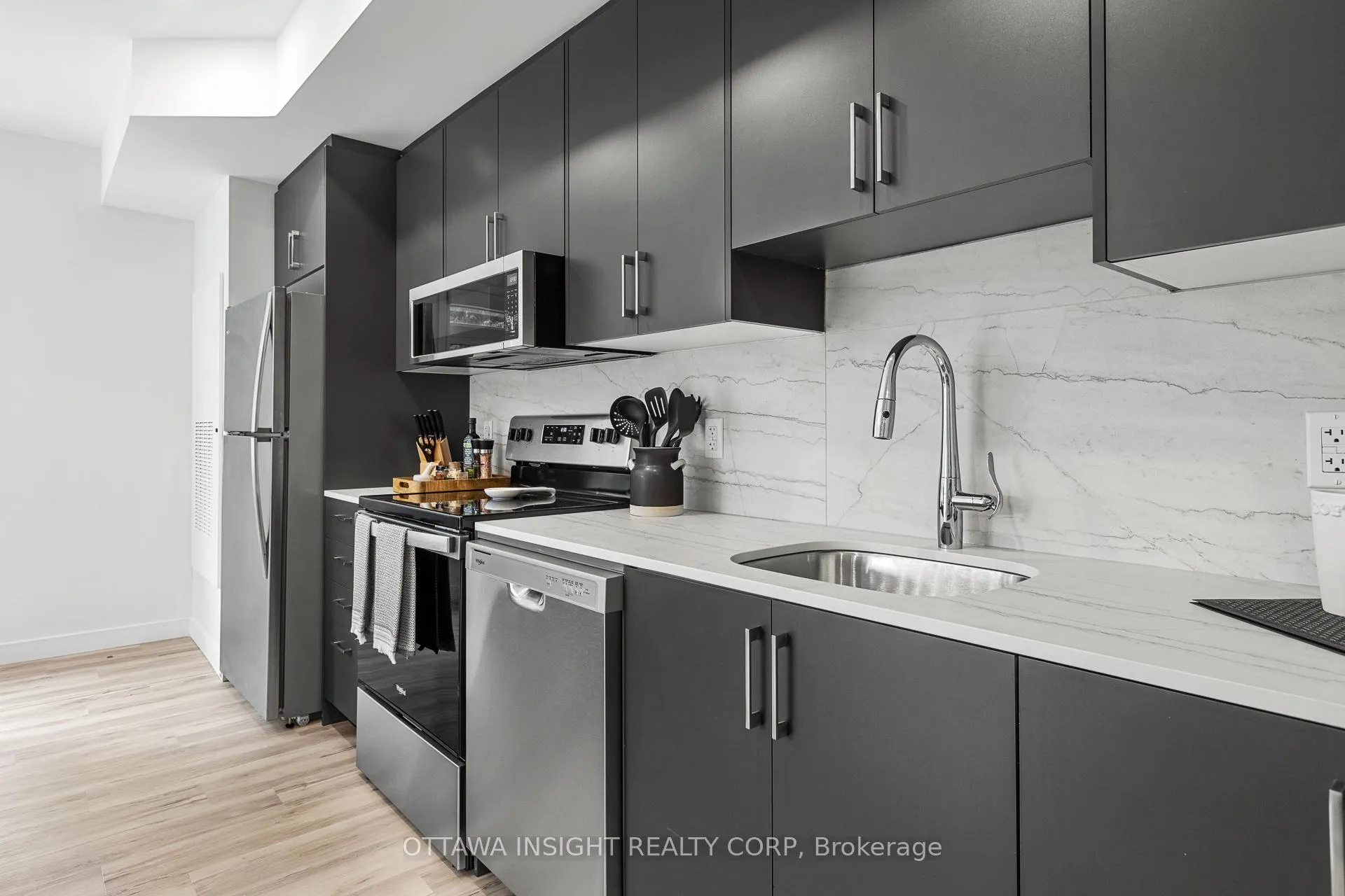 Photo 3 of Unit 102, 2409 Carlsen Avenue, Ottawa, Heron Park — HOMEH