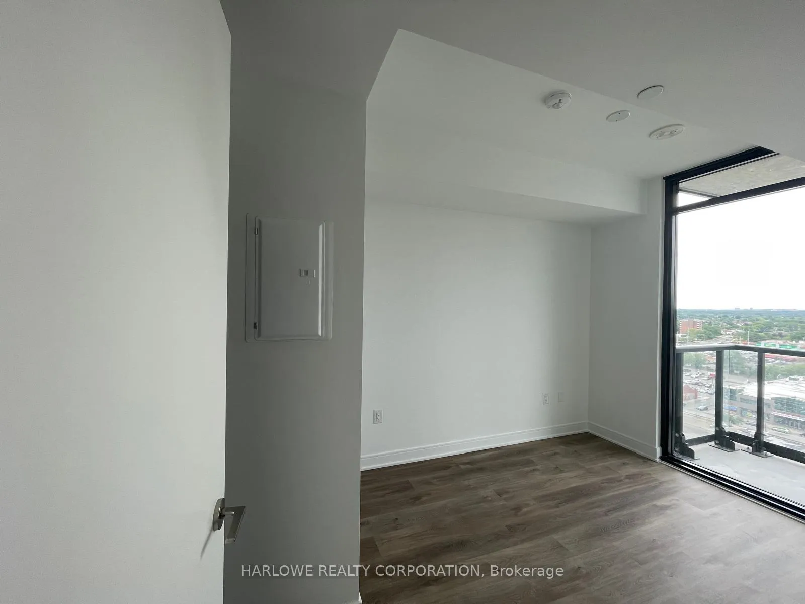 Photo 3 of Unit 1220, 86 Dundas Street E, Mississauga, Cooksville — HOMEH