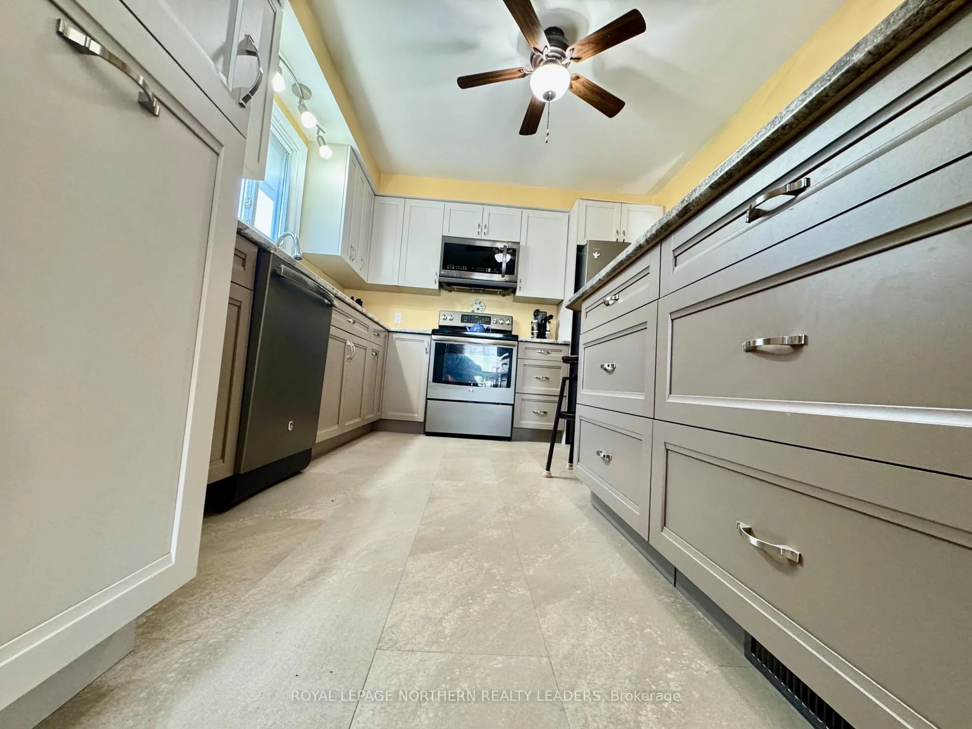 Photo 10 of 226 Windsor Avenue, Timmins, TS - SW — HOMEH