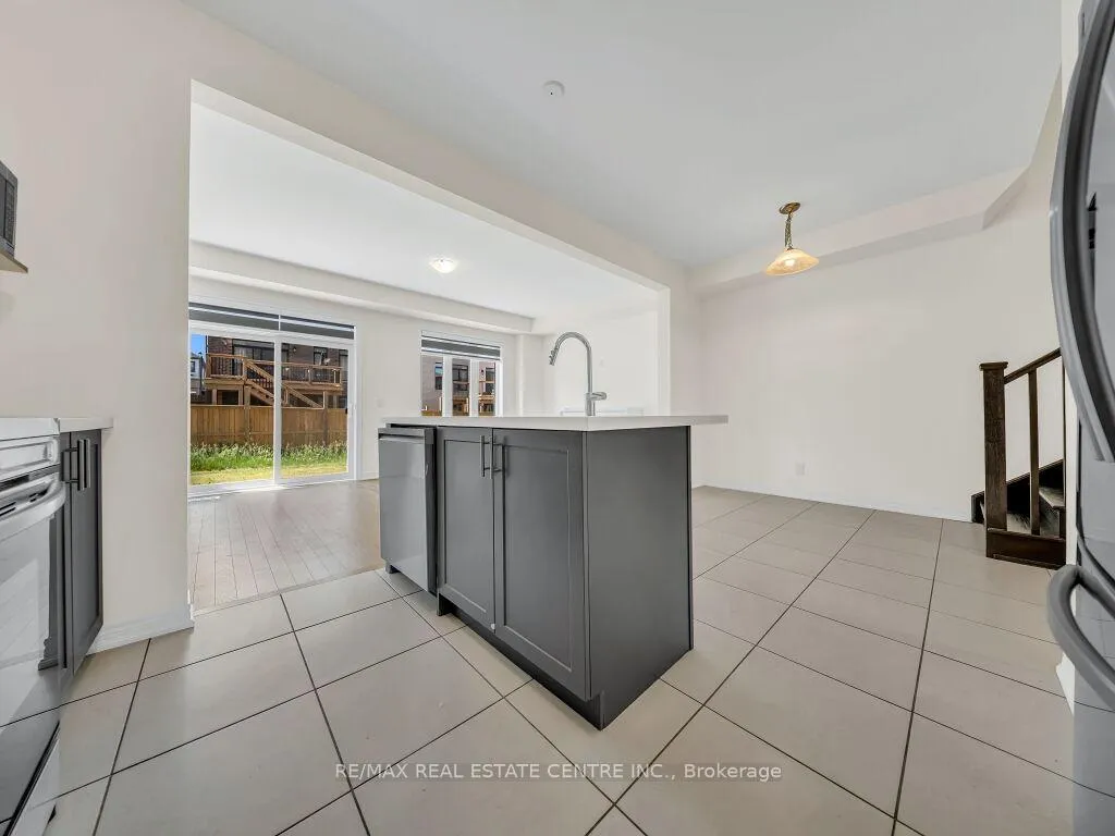 Photo 20 of 76 Grassbourne Avenue, Kitchener — HOMEH