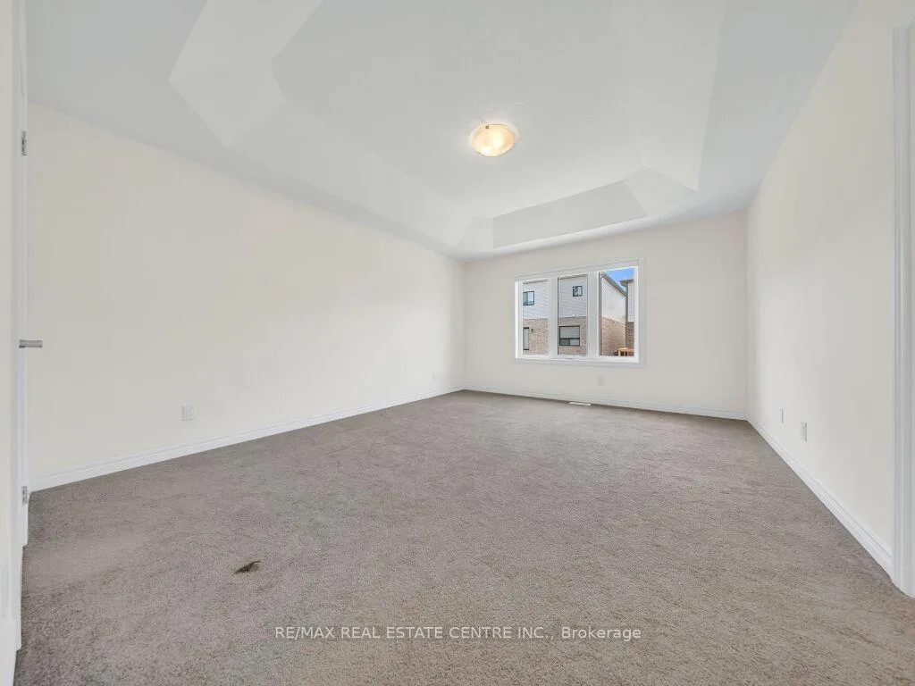 Photo 27 of 76 Grassbourne Avenue, Kitchener — HOMEH