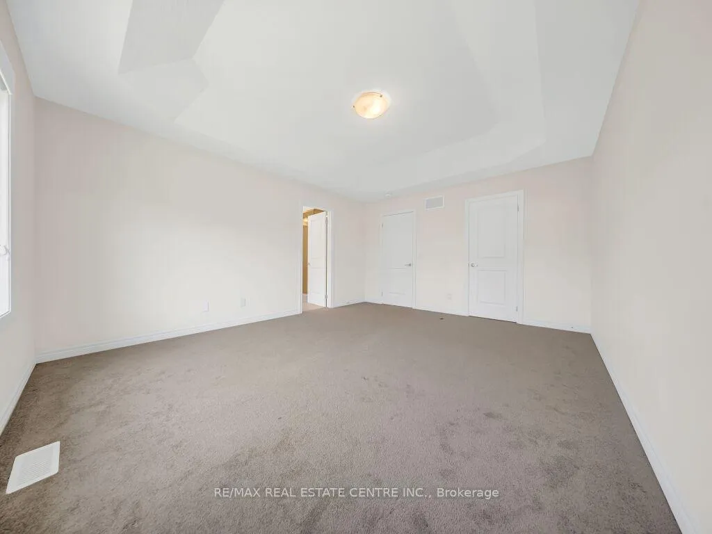 Photo 29 of 76 Grassbourne Avenue, Kitchener — HOMEH