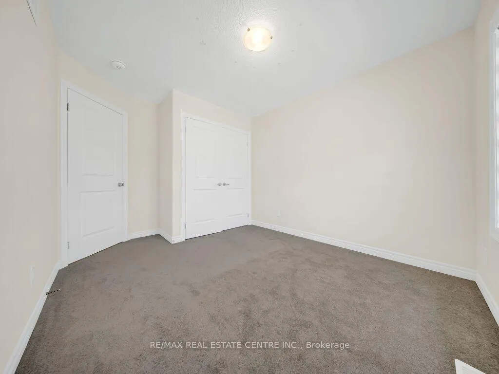 Photo 33 of 76 Grassbourne Avenue, Kitchener — HOMEH
