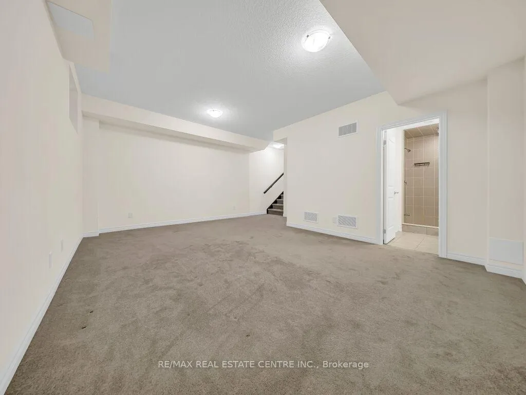 Photo 42 of 76 Grassbourne Avenue, Kitchener — HOMEH