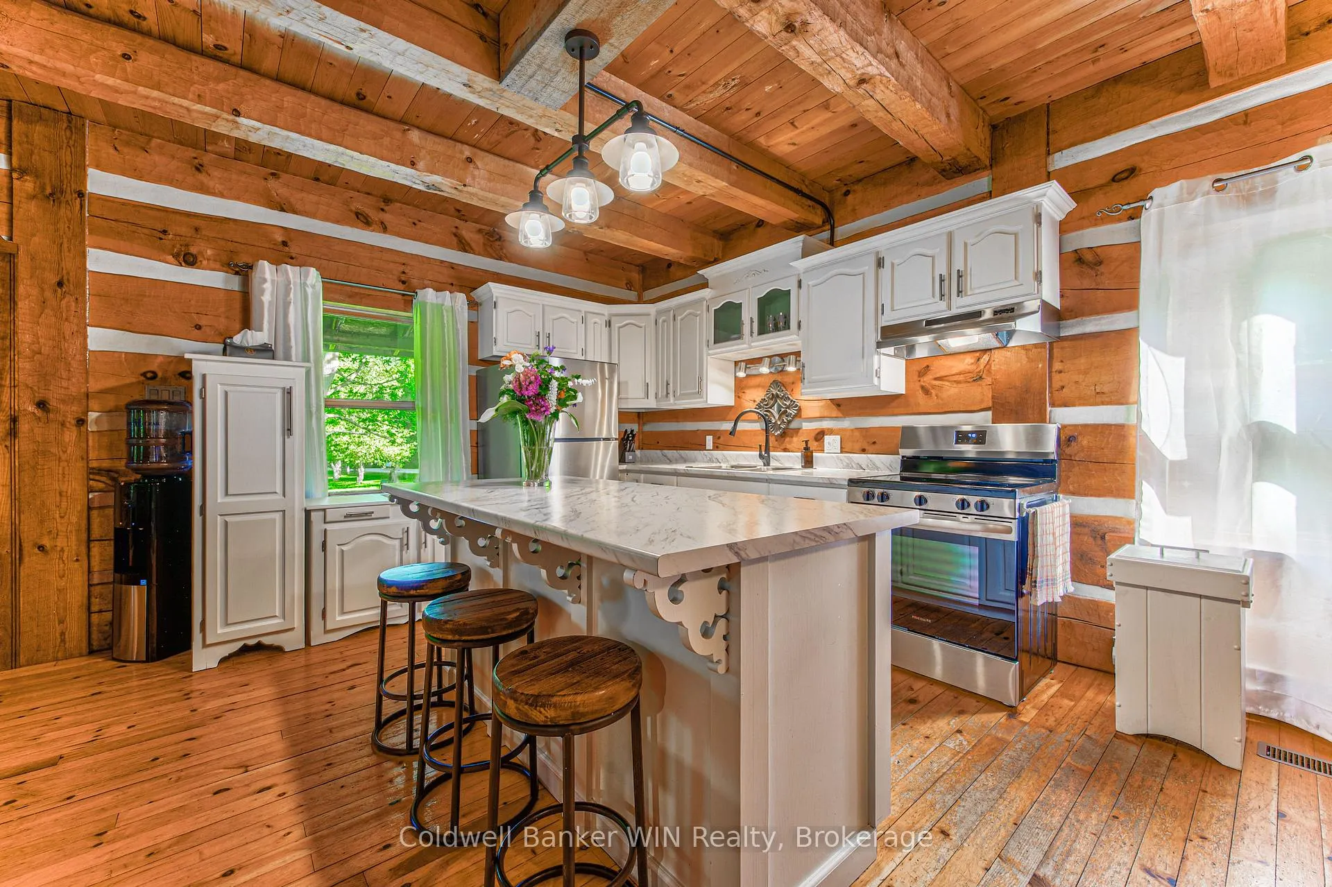 Photo 18 of 7341 Sideroad 12, Mapleton, Rural Mapleton — HOMEH