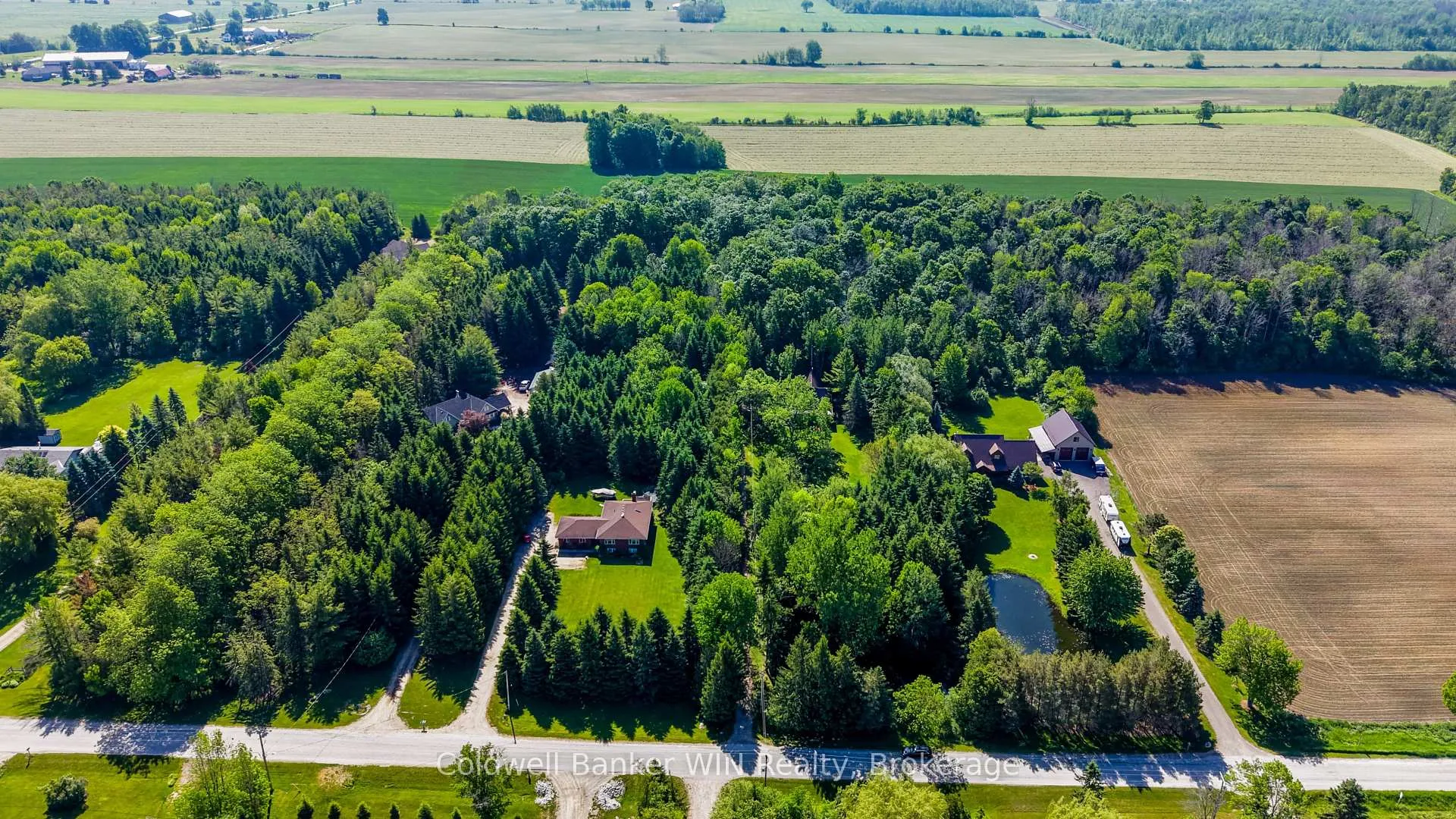 Photo 46 of 7341 Sideroad 12, Mapleton, Rural Mapleton — HOMEH