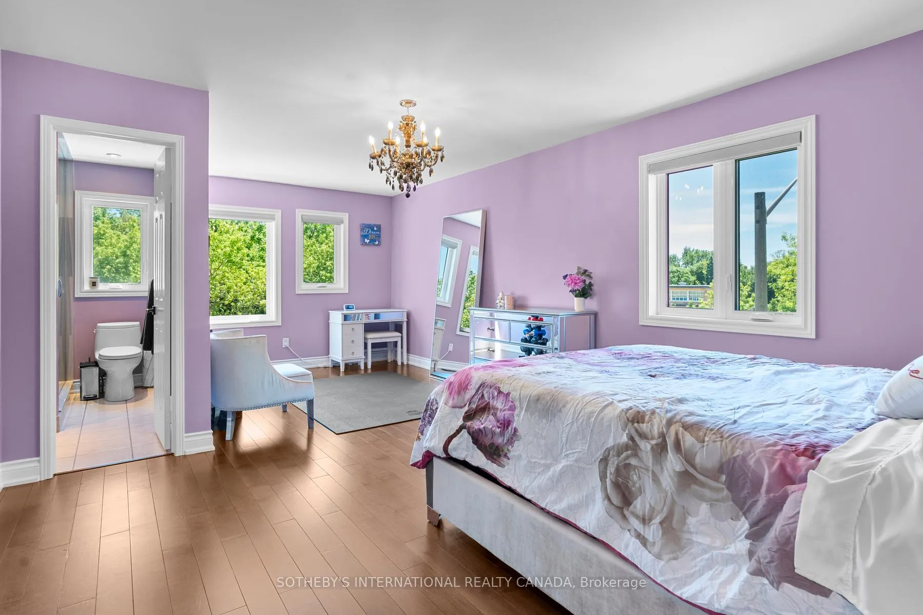 Photo 16 of 68 Harbourview Crescent, Etobicoke, Mimico — HOMEH