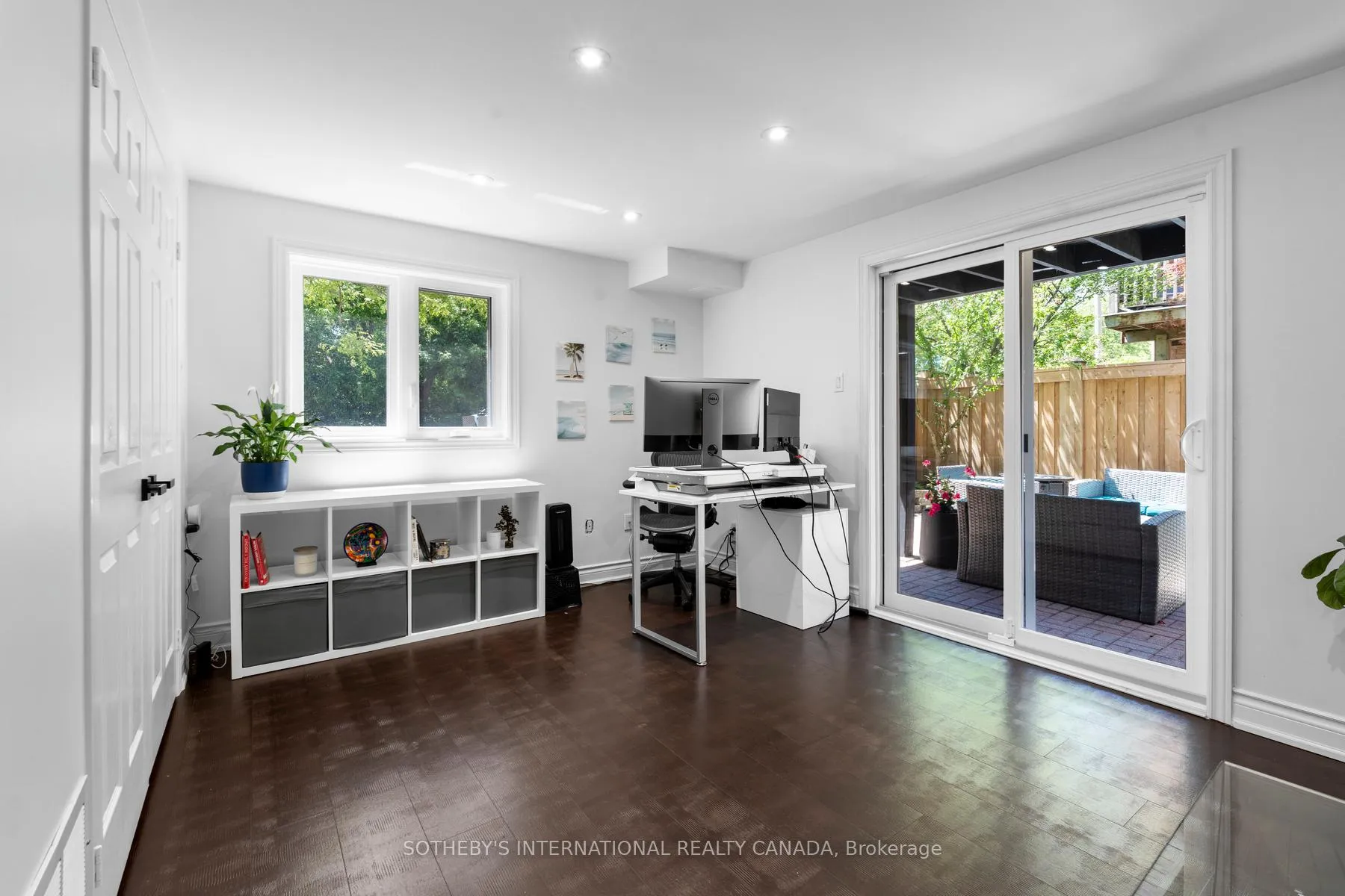 Photo 26 of 68 Harbourview Crescent, Etobicoke, Mimico — HOMEH