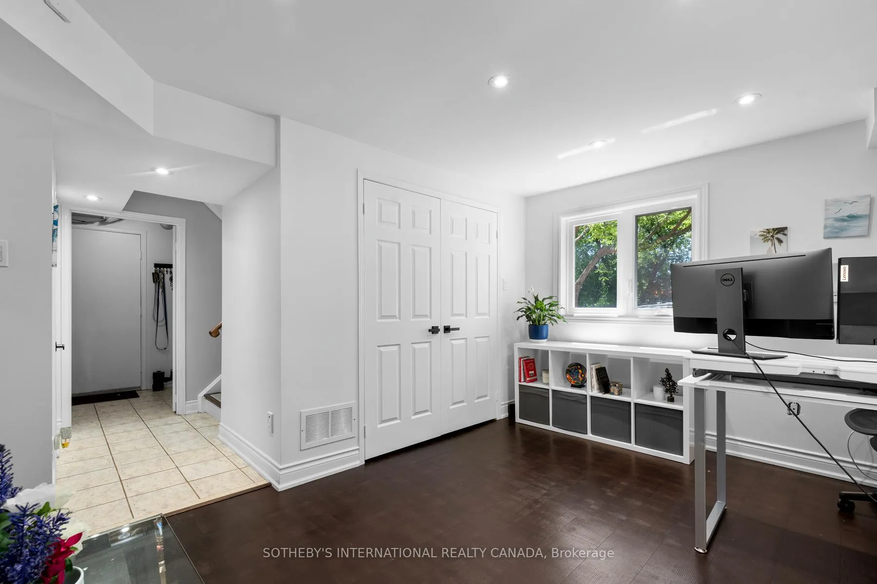 Photo 27 of 68 Harbourview Crescent, Etobicoke, Mimico — HOMEH