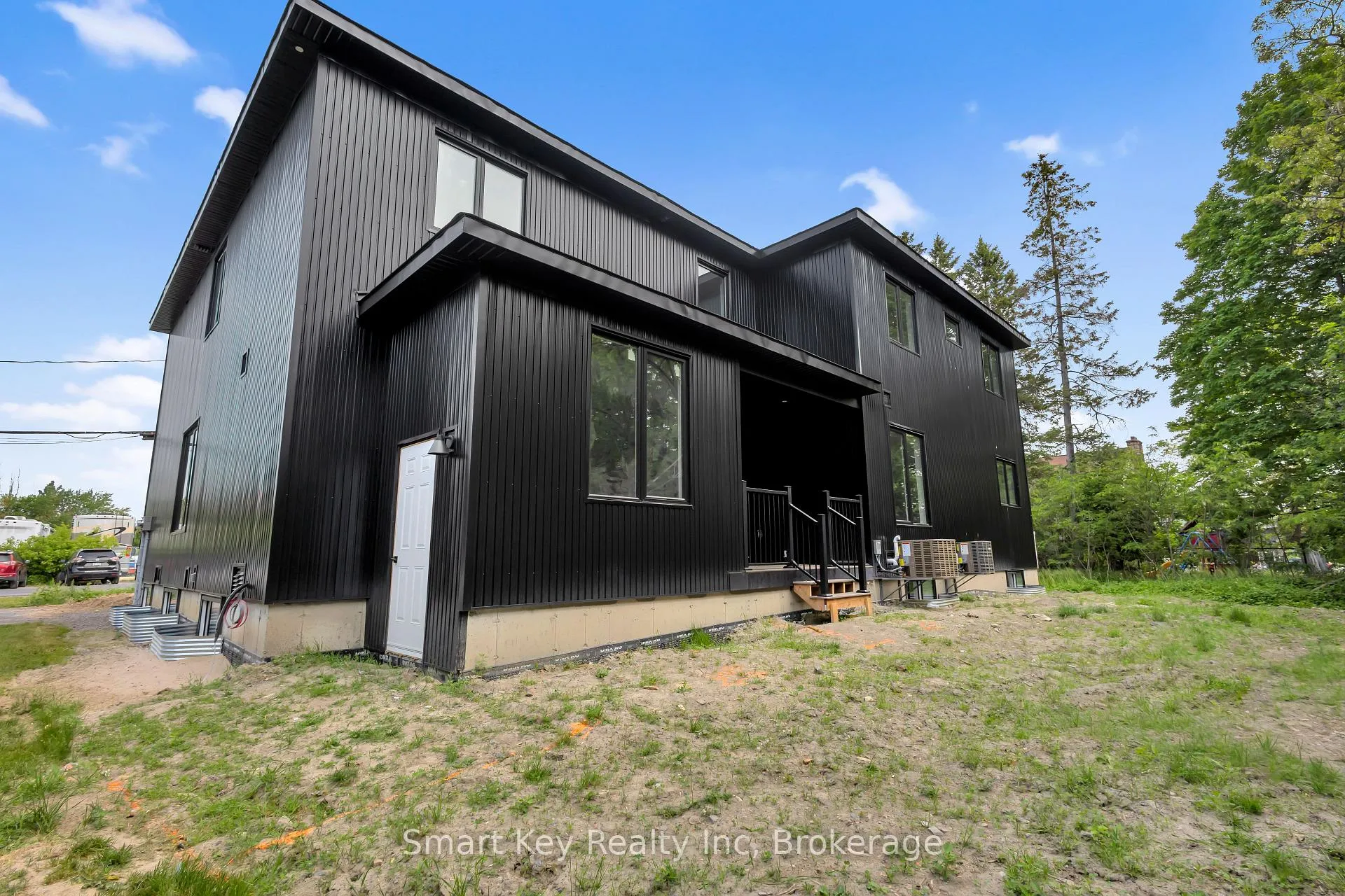 Photo 5 of 125 Brae Crescent, Ottawa, Stittsville (South) — HOMEH