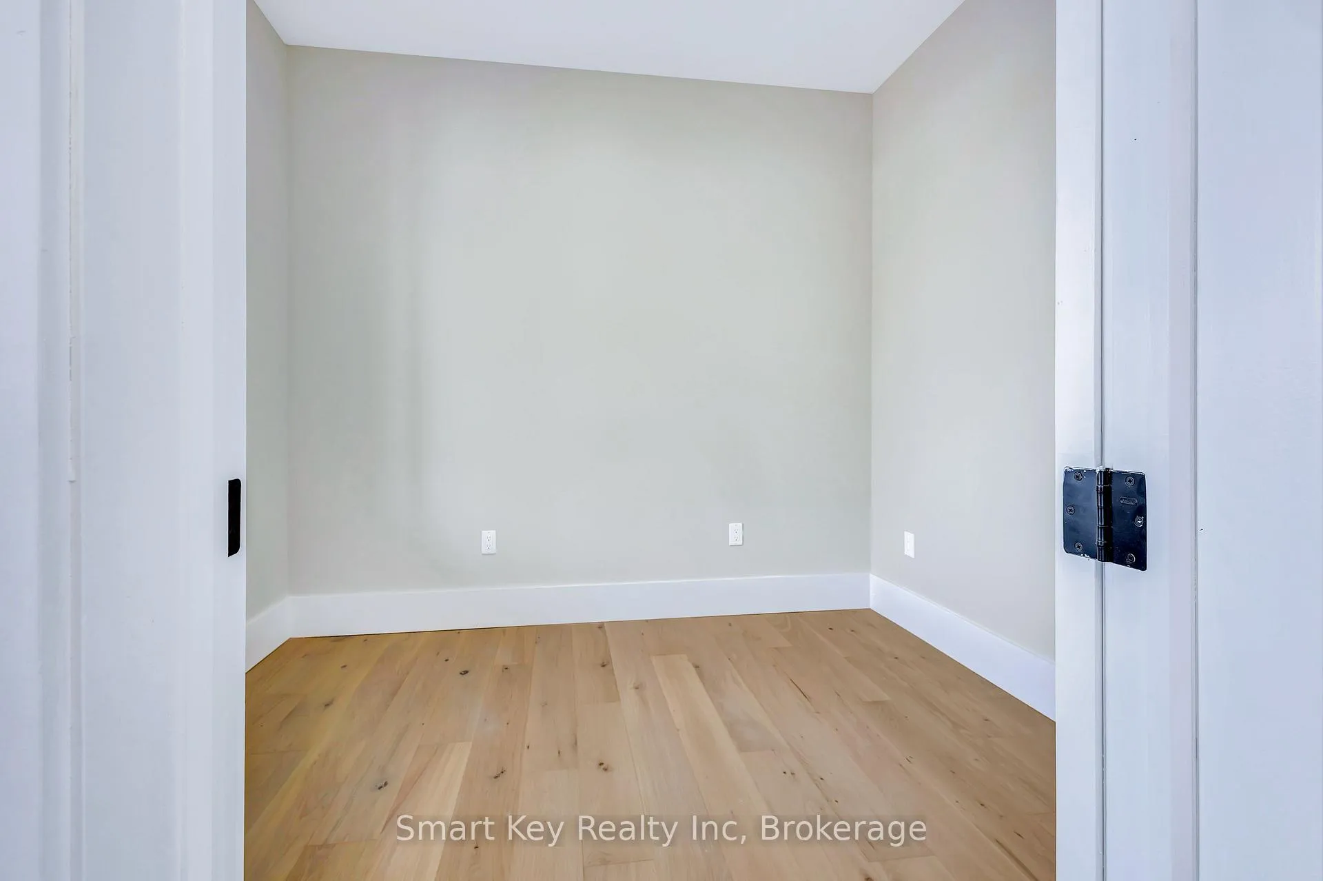 Photo 9 of 125 Brae Crescent, Ottawa, Stittsville (South) — HOMEH