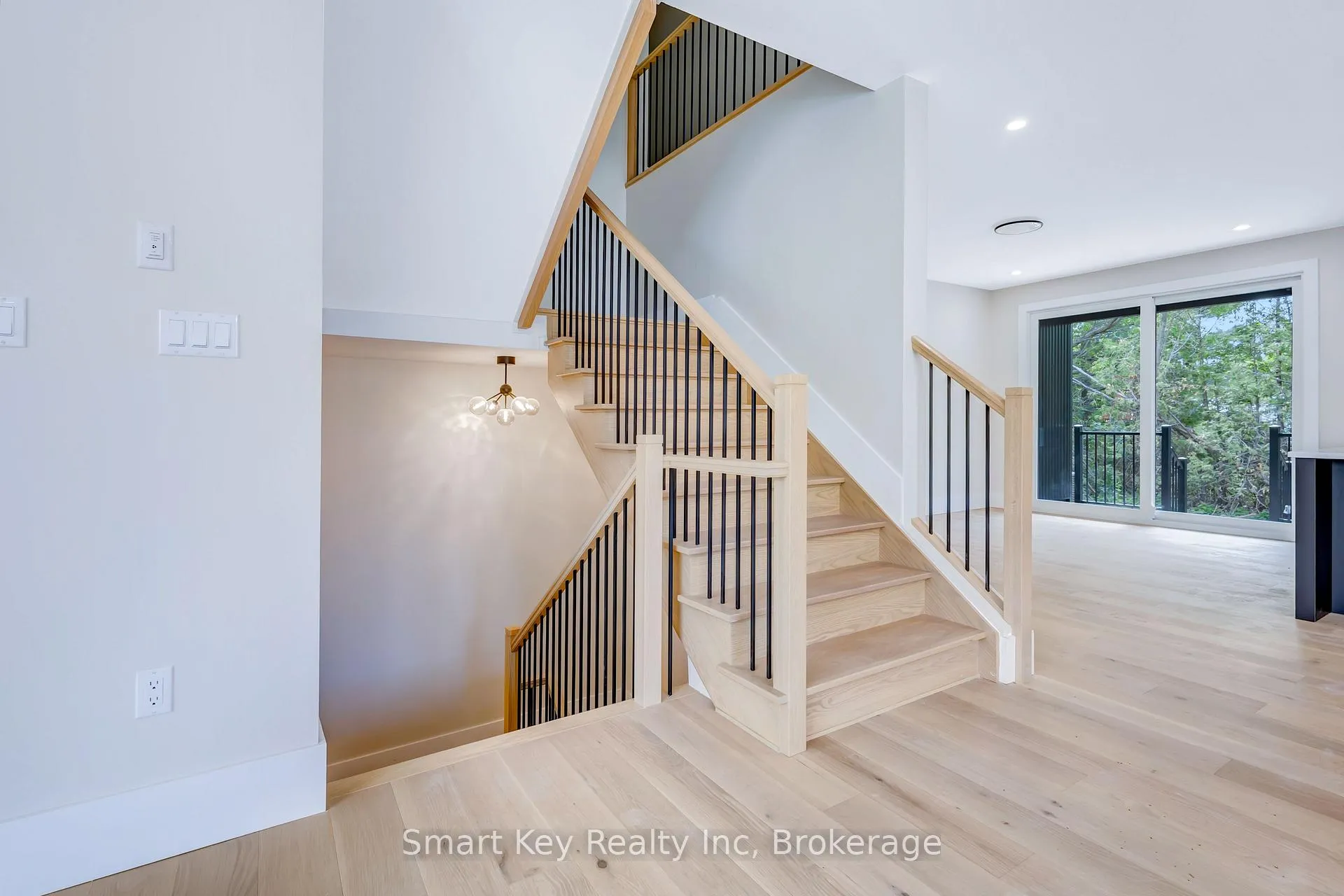 Photo 18 of 125 Brae Crescent, Ottawa, Stittsville (South) — HOMEH