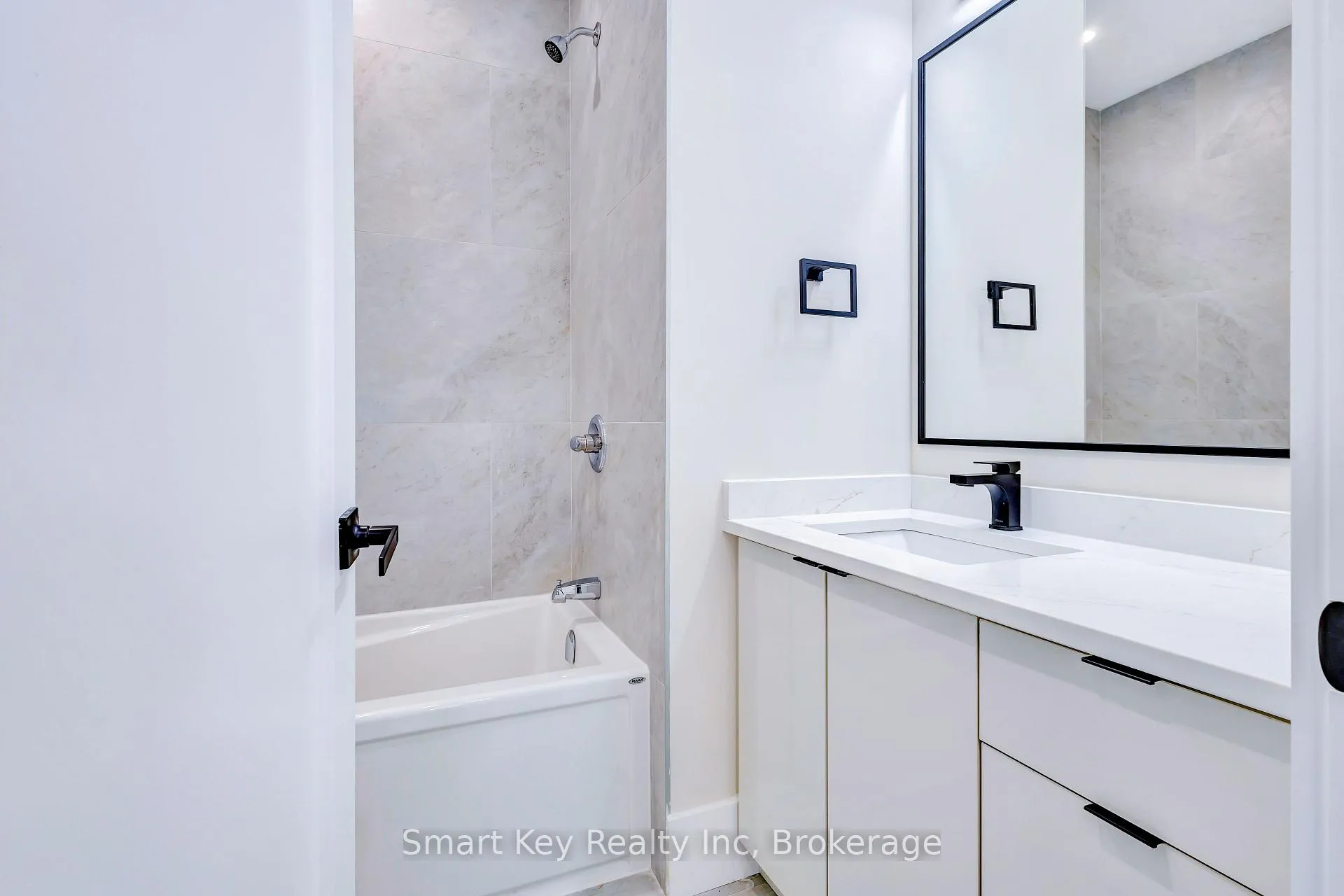 Photo 38 of 125 Brae Crescent, Ottawa, Stittsville (South) — HOMEH
