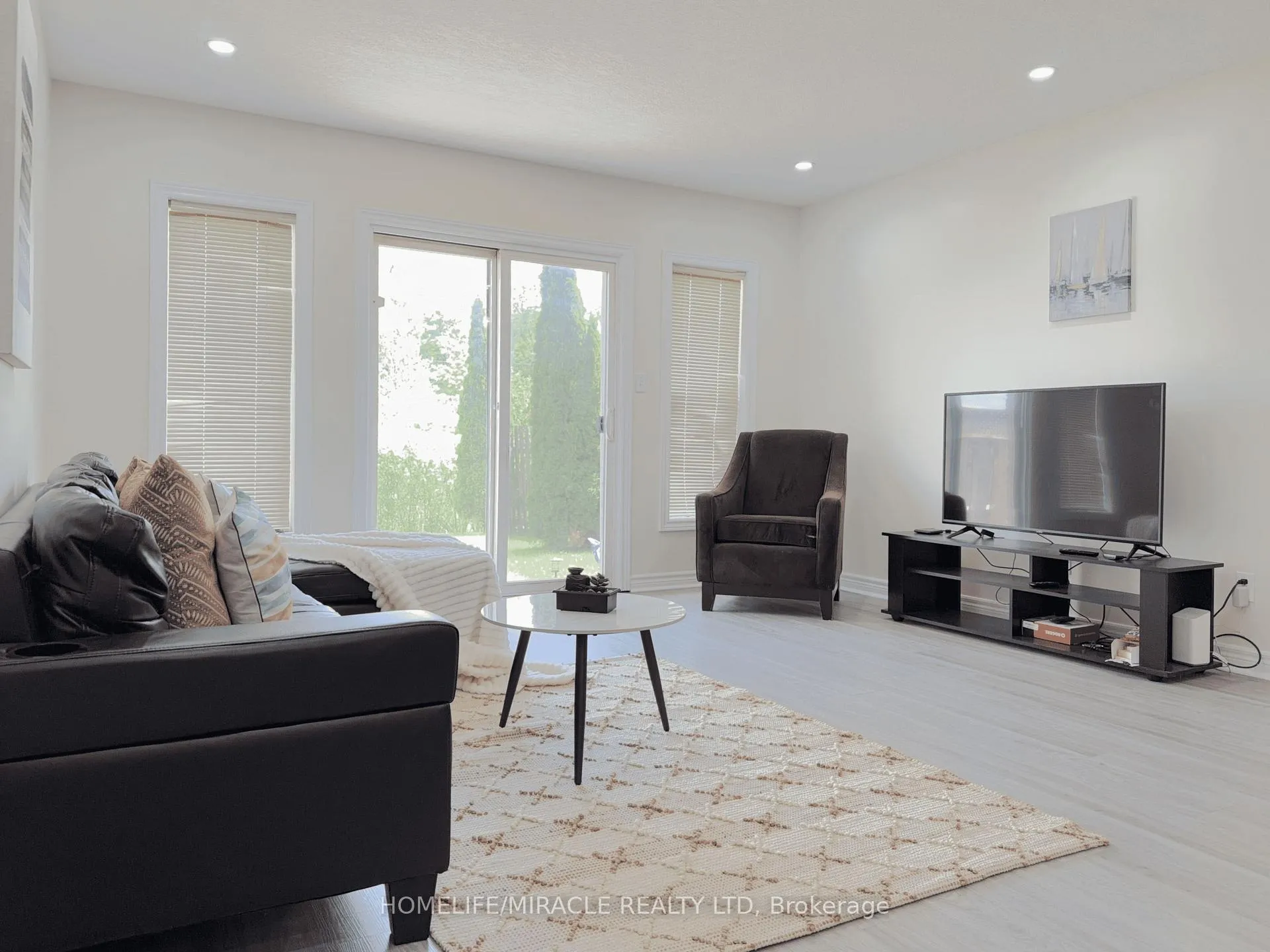 Photo 7 of 78 Colton Circle, Kitchener, Idlewood/Lackner Woods — HOMEH