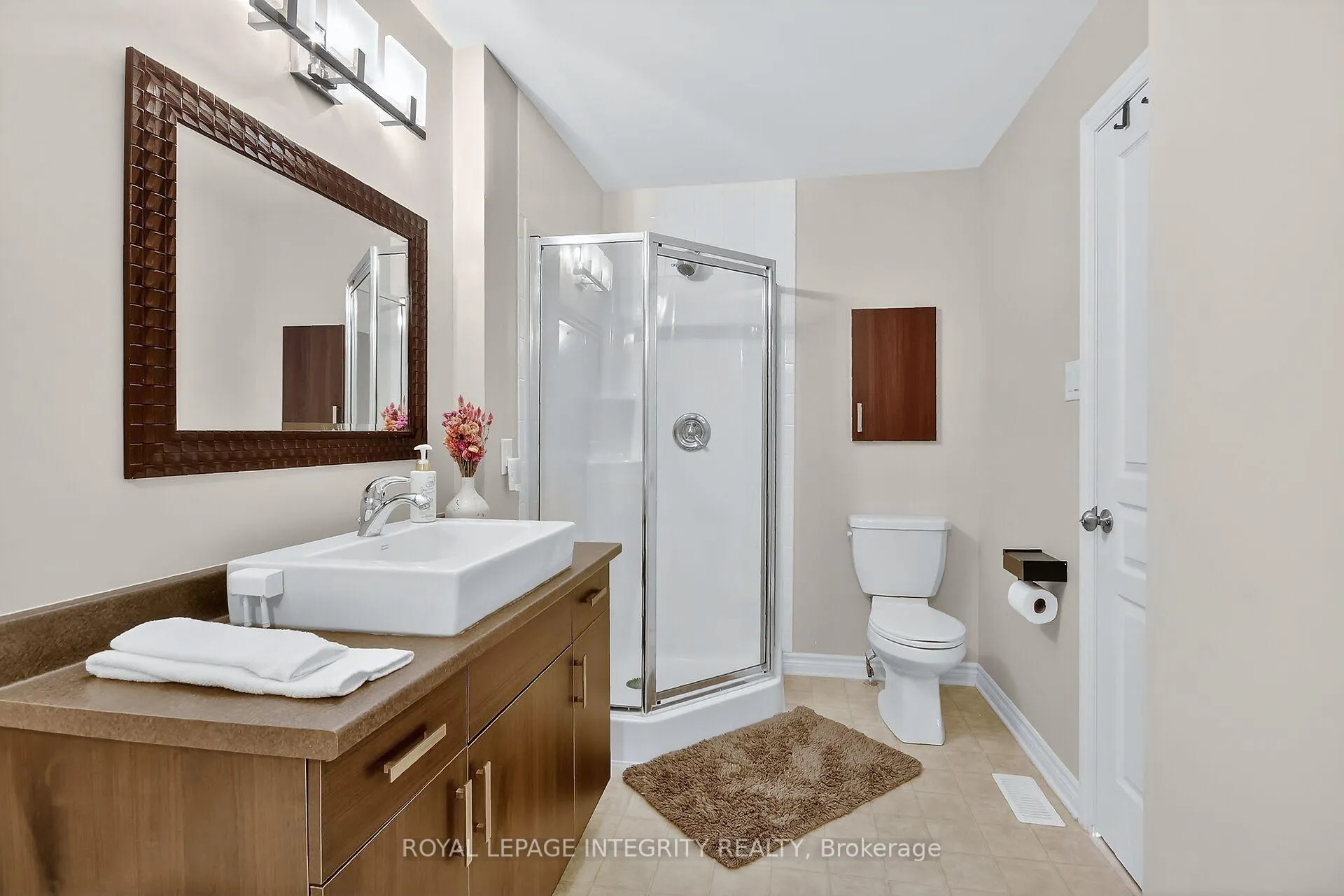Photo 16 of Unit A, 84 Stonehaven Drive, Ottawa, Kanata - Bridlewood — HOMEH