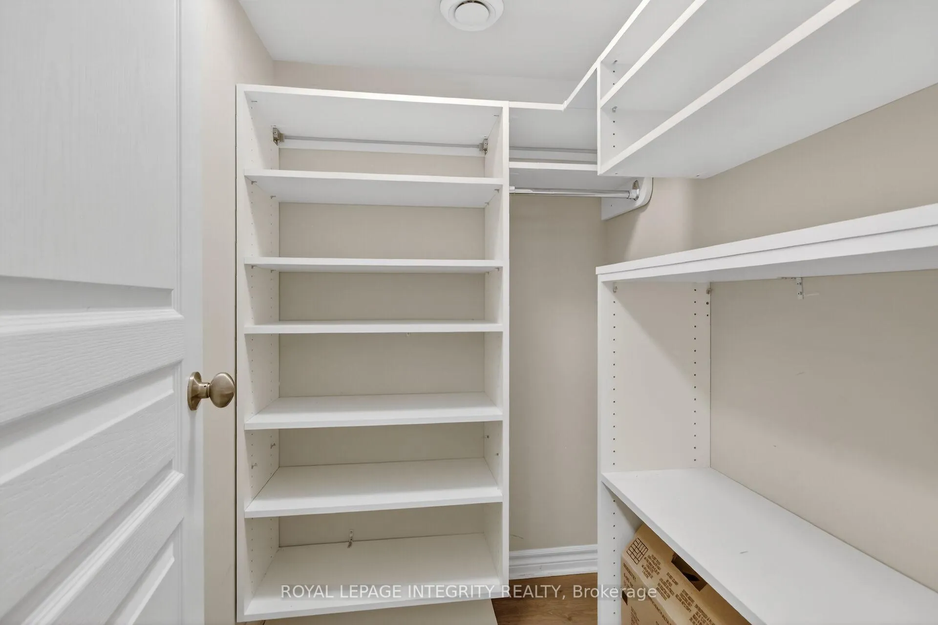Photo 22 of Unit A, 84 Stonehaven Drive, Ottawa, Kanata - Bridlewood — HOMEH