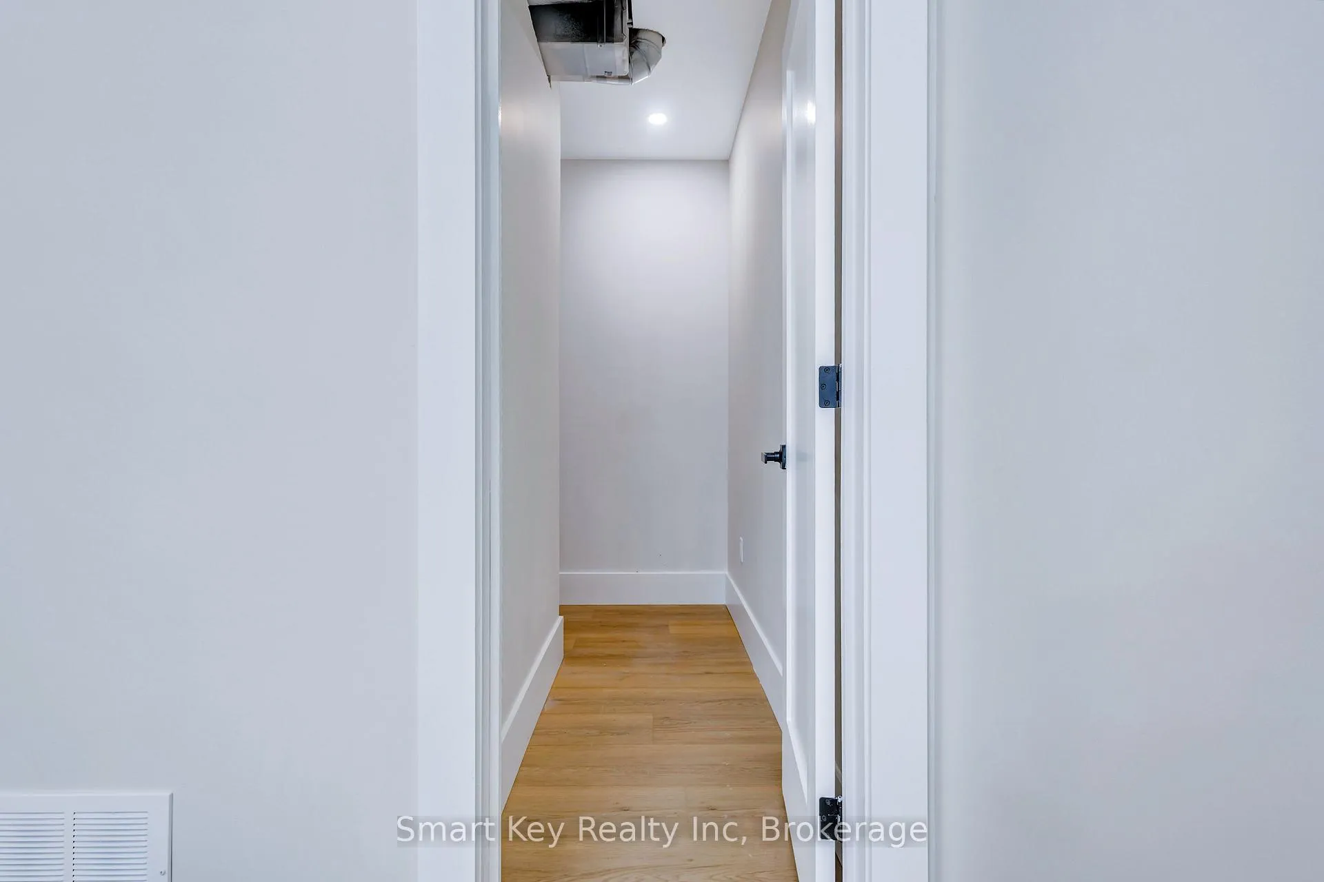 Photo 24 of Unit B, 125 Brae Crescent, Ottawa, Stittsville (South) — HOMEH