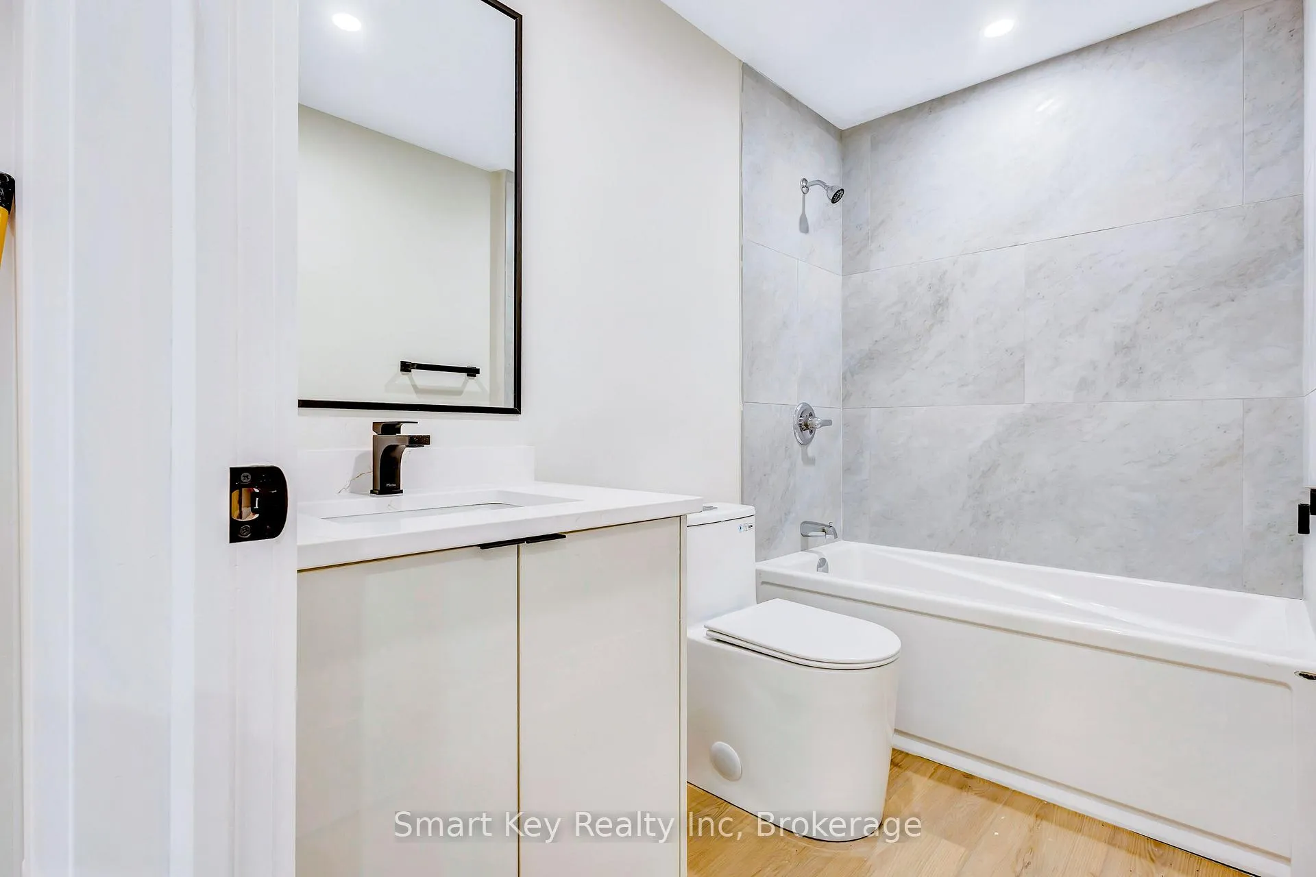 Photo 25 of Unit B, 125 Brae Crescent, Ottawa, Stittsville (South) — HOMEH