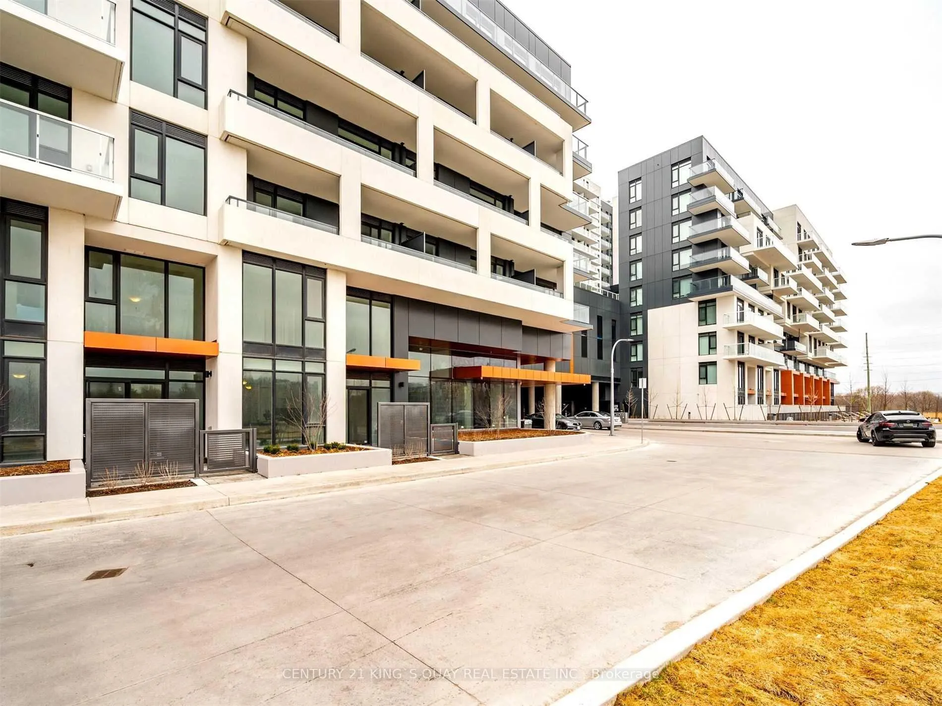 Photo 3 of Unit 403, 18 Rouge Valley Drive W, Markham, Unionville — HOMEH