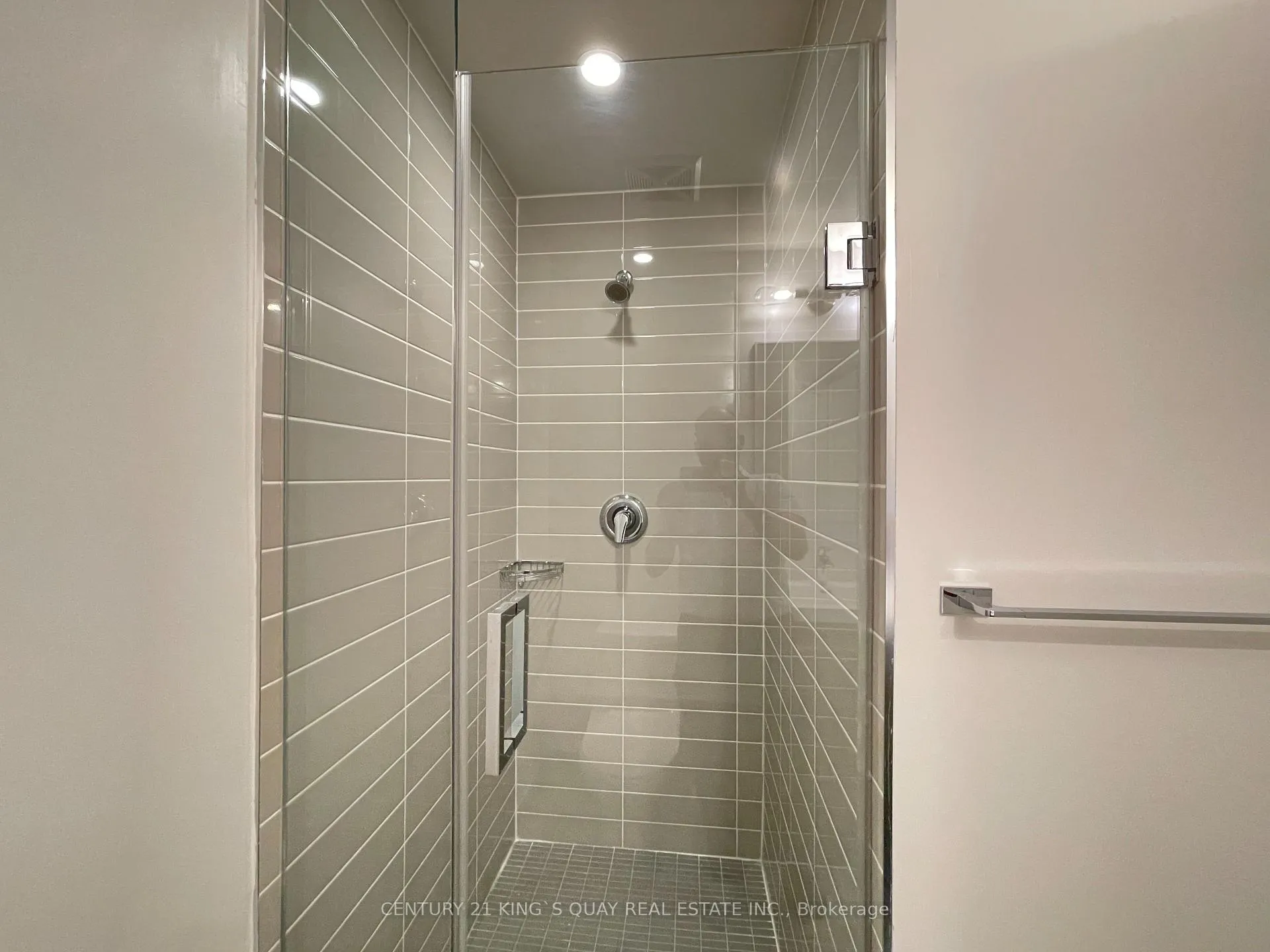 Photo 11 of Unit 403, 18 Rouge Valley Drive W, Markham, Unionville — HOMEH