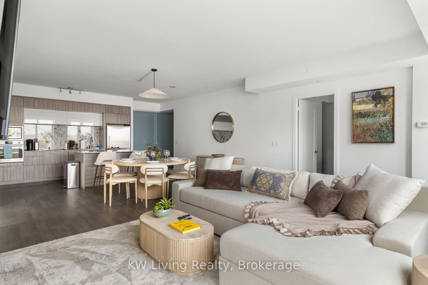 Photo 4 of Unit 608, 38 Cameron Street, Toronto, Kensington-Chinatown — HOMEH