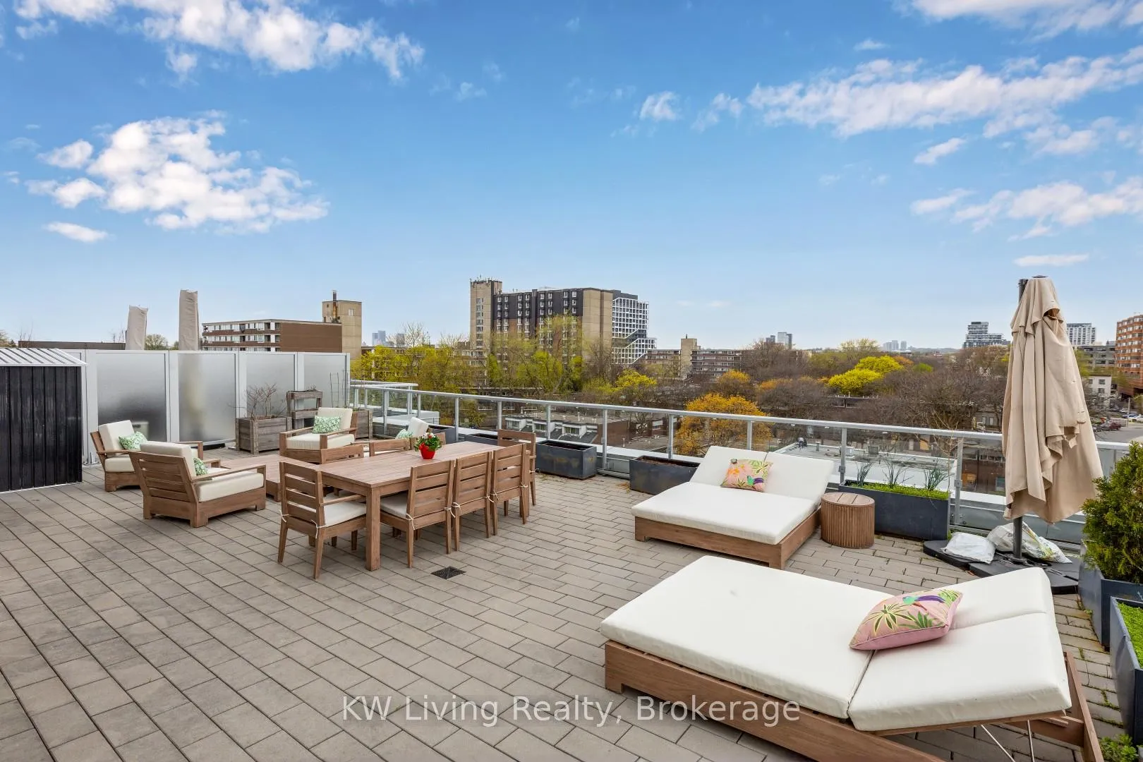 Photo 12 of Unit 608, 38 Cameron Street, Toronto, Kensington-Chinatown — HOMEH
