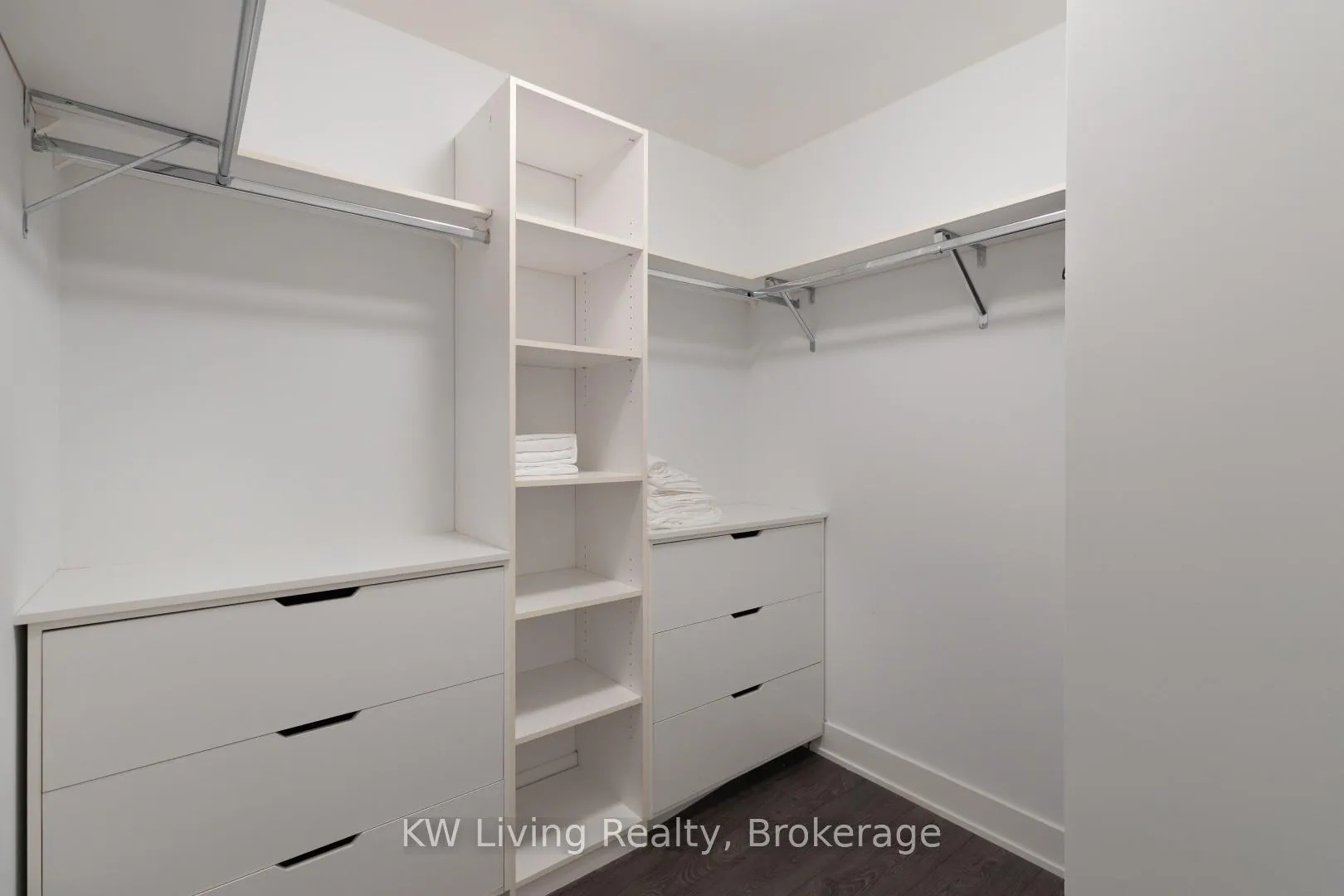 Photo 29 of Unit 608, 38 Cameron Street, Toronto, Kensington-Chinatown — HOMEH