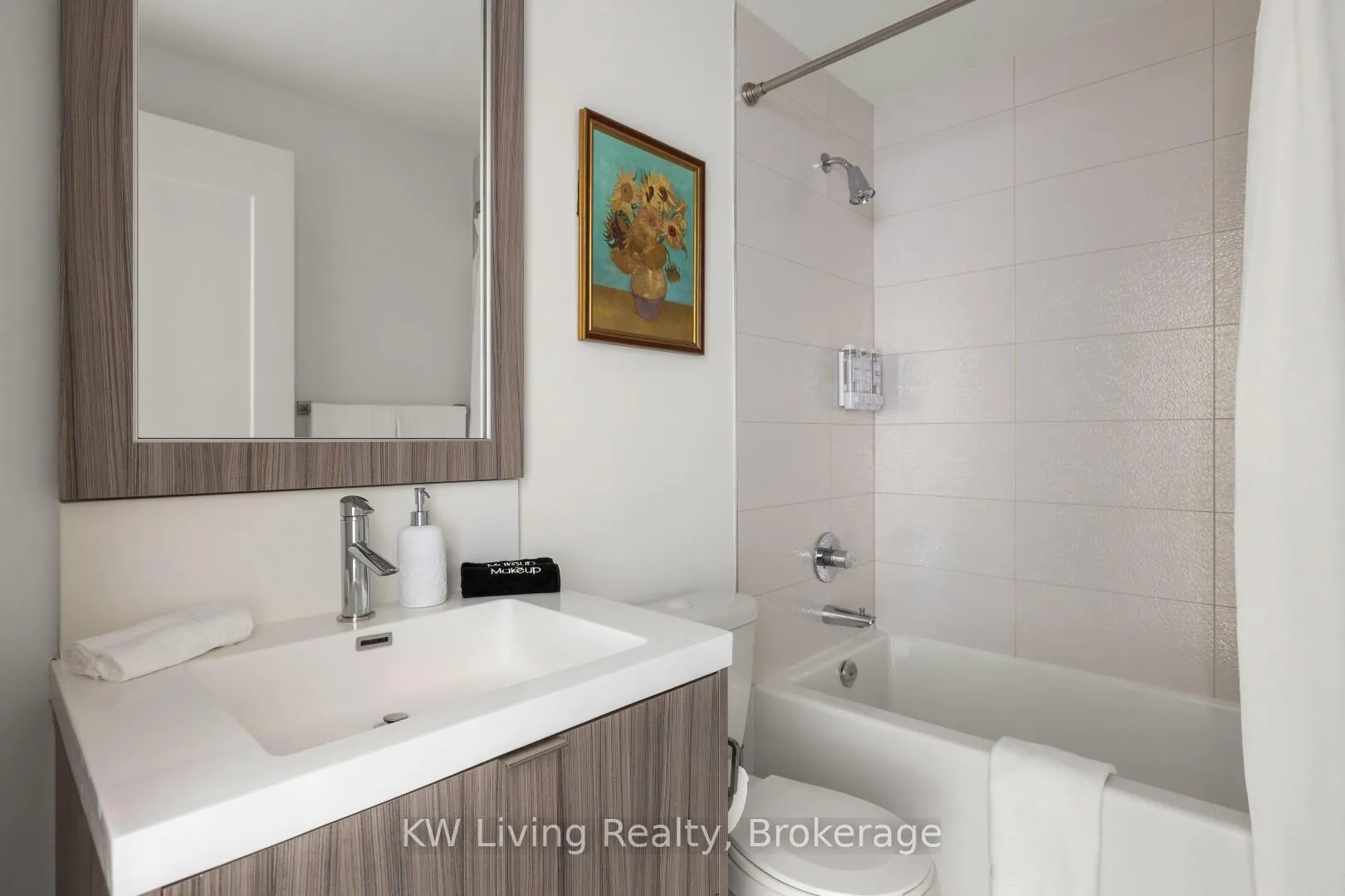 Photo 37 of Unit 608, 38 Cameron Street, Toronto, Kensington-Chinatown — HOMEH