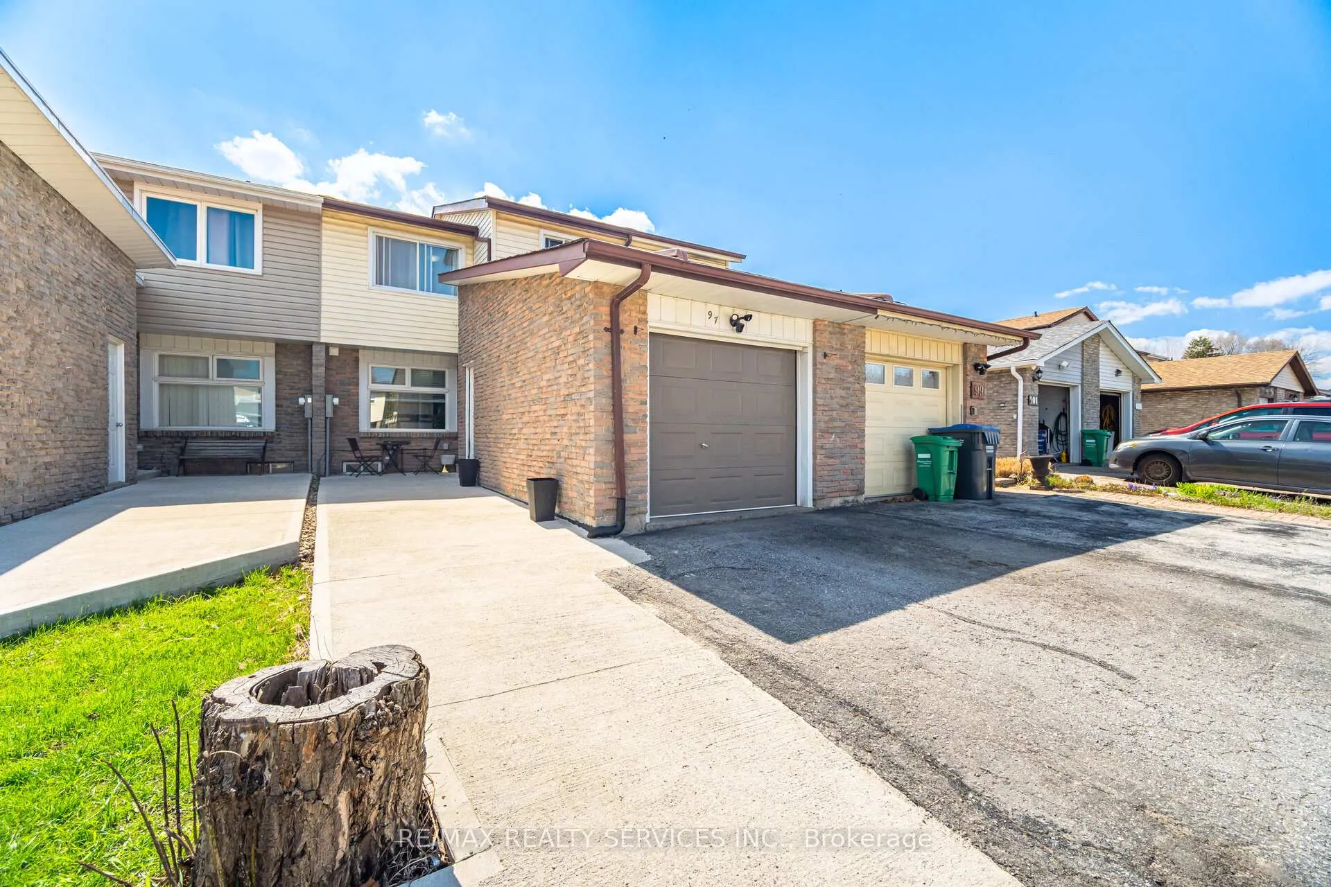 Photo 3 of 97 Greene Drive, Brampton, Madoc — HOMEH
