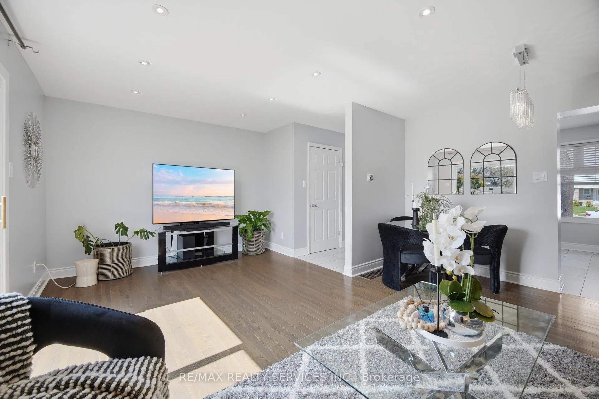 Photo 10 of 97 Greene Drive, Brampton, Madoc — HOMEH