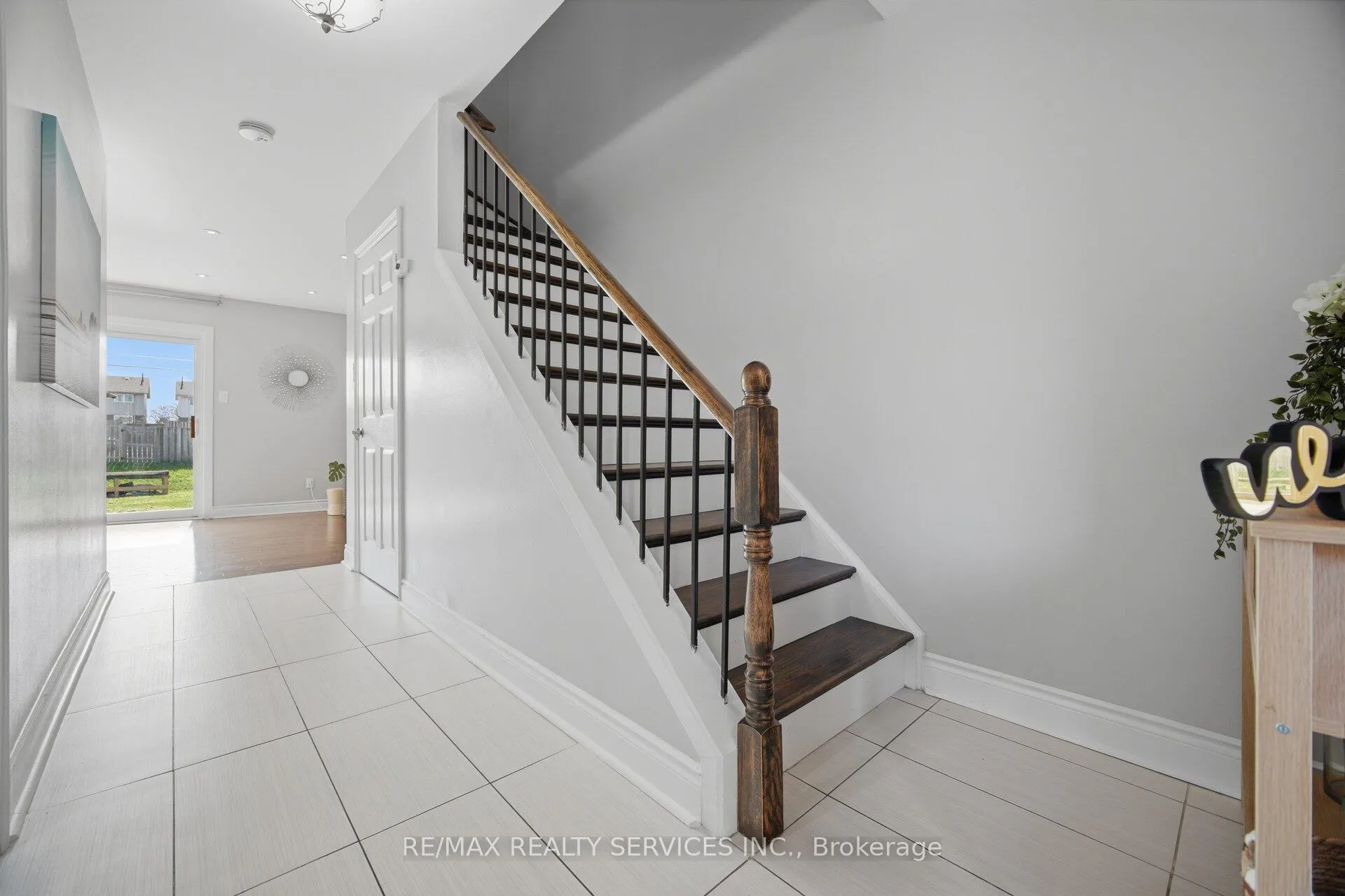 Photo 19 of 97 Greene Drive, Brampton, Madoc — HOMEH