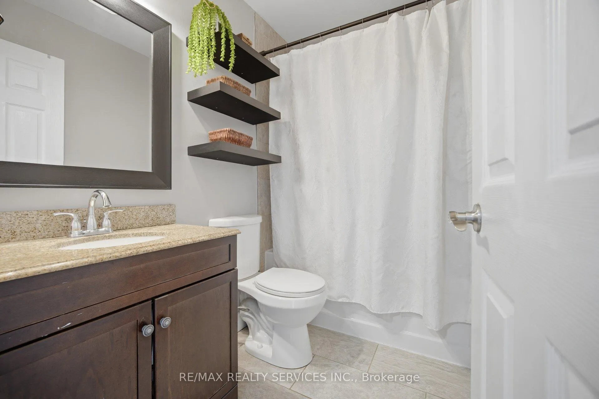 Photo 26 of 97 Greene Drive, Brampton, Madoc — HOMEH