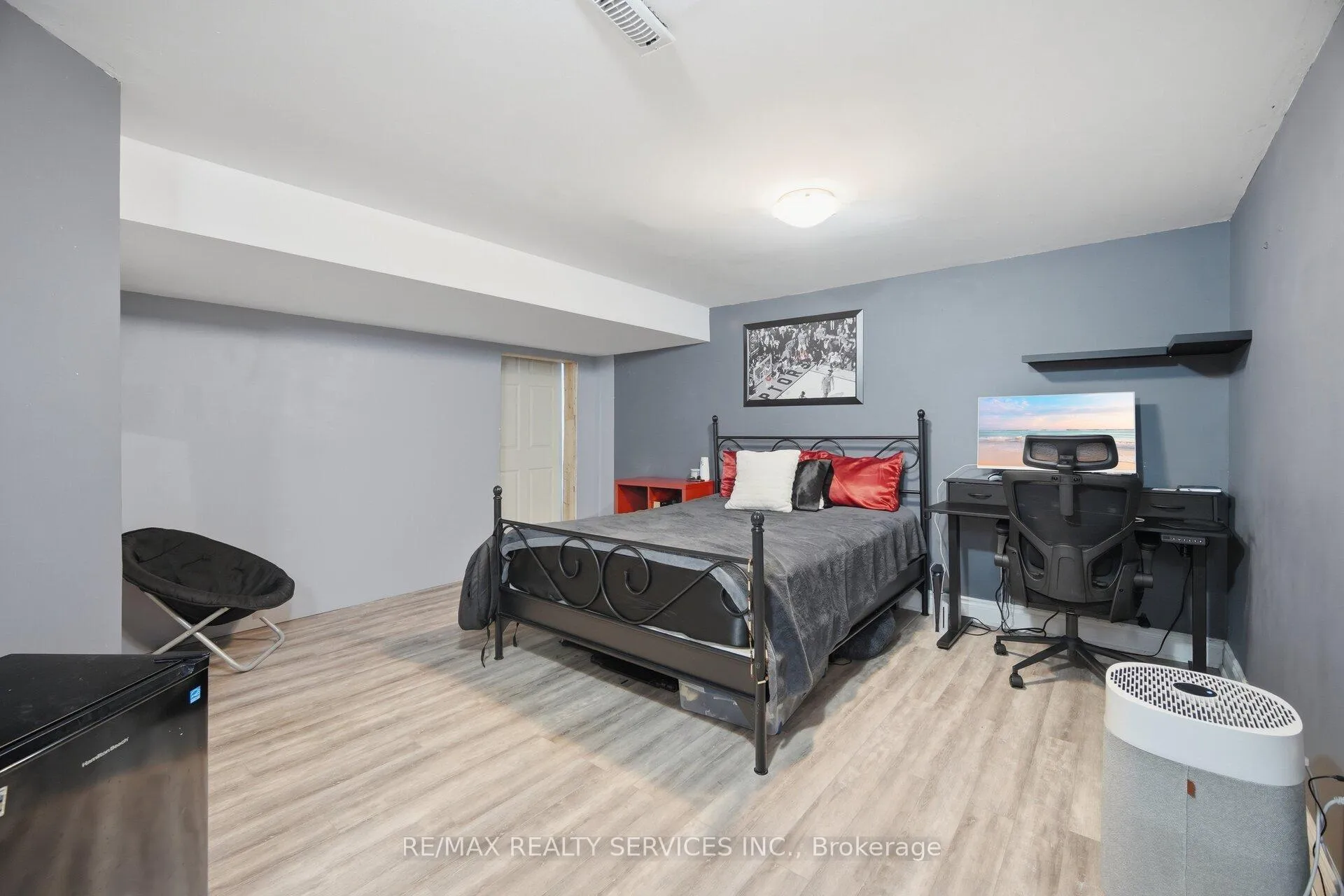 Photo 30 of 97 Greene Drive, Brampton, Madoc — HOMEH