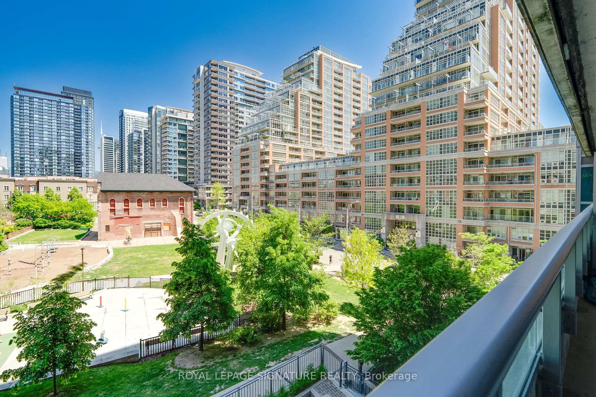 Photo 10 of Unit 302, 69 Lynn Williams Street, Toronto, Niagara — HOMEH