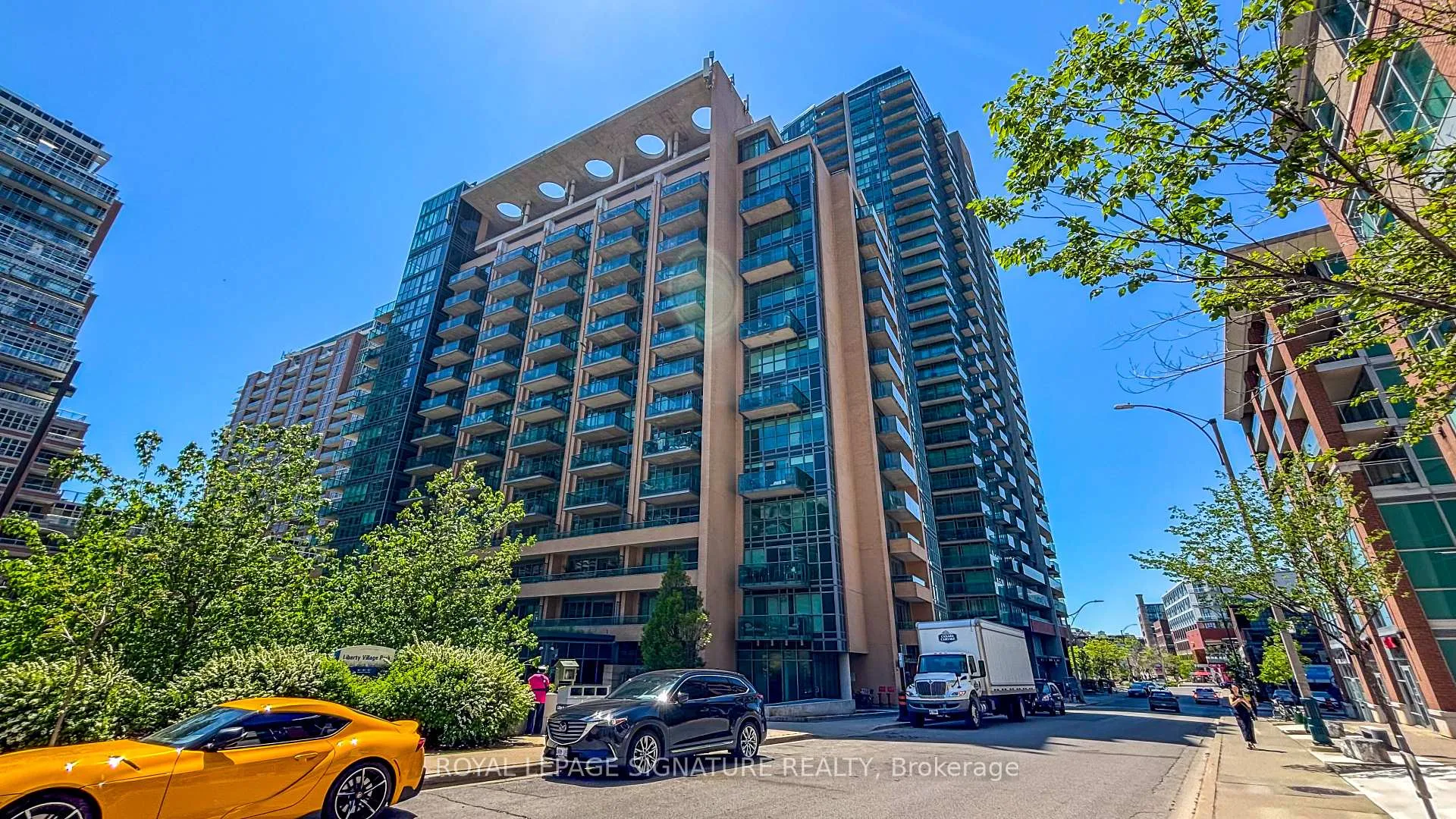 Photo 12 of Unit 302, 69 Lynn Williams Street, Toronto, Niagara — HOMEH