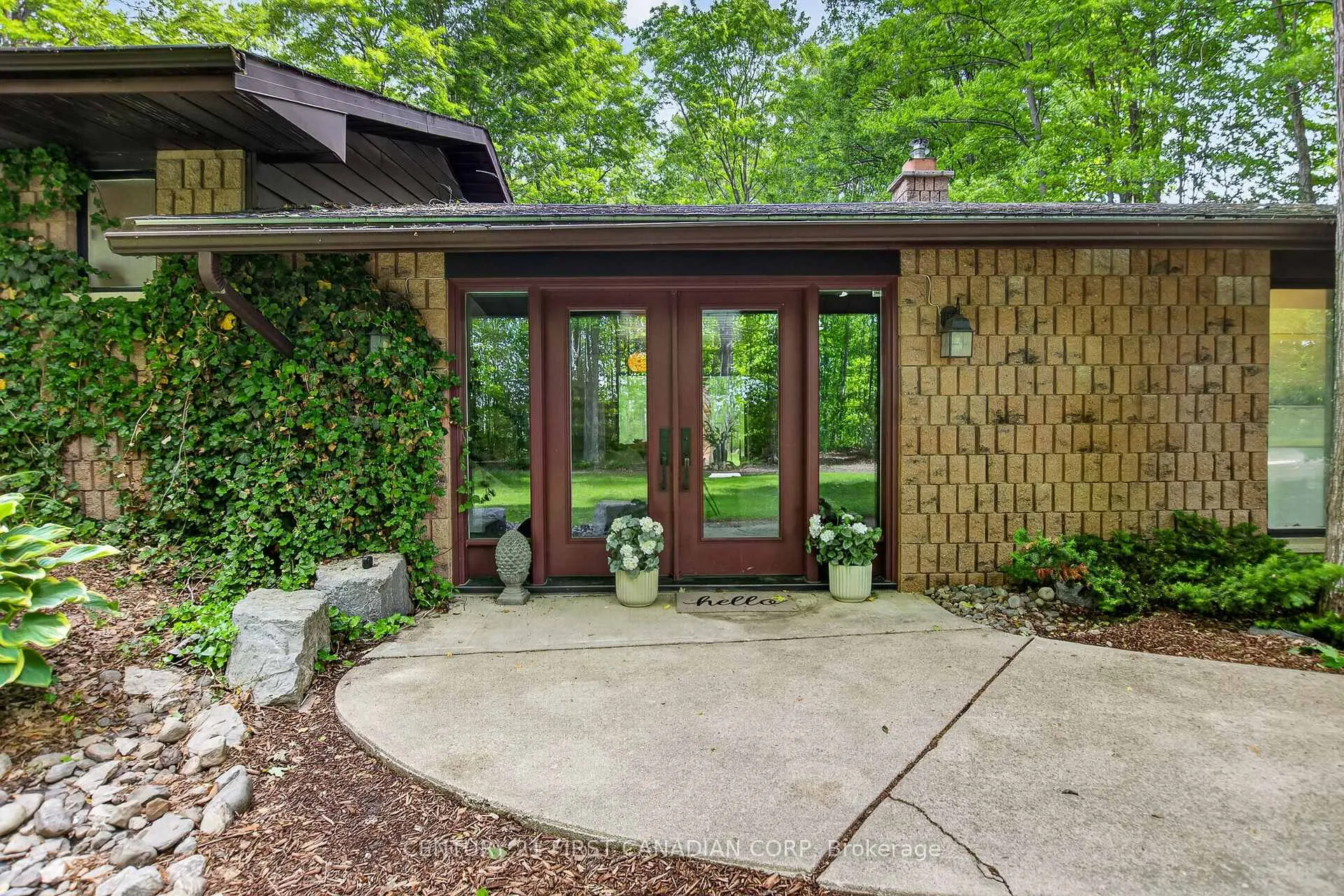 Photo 2 of 5630 Egremont Drive, Middlesex Centre, Rural Middlesex Centre — HOMEH