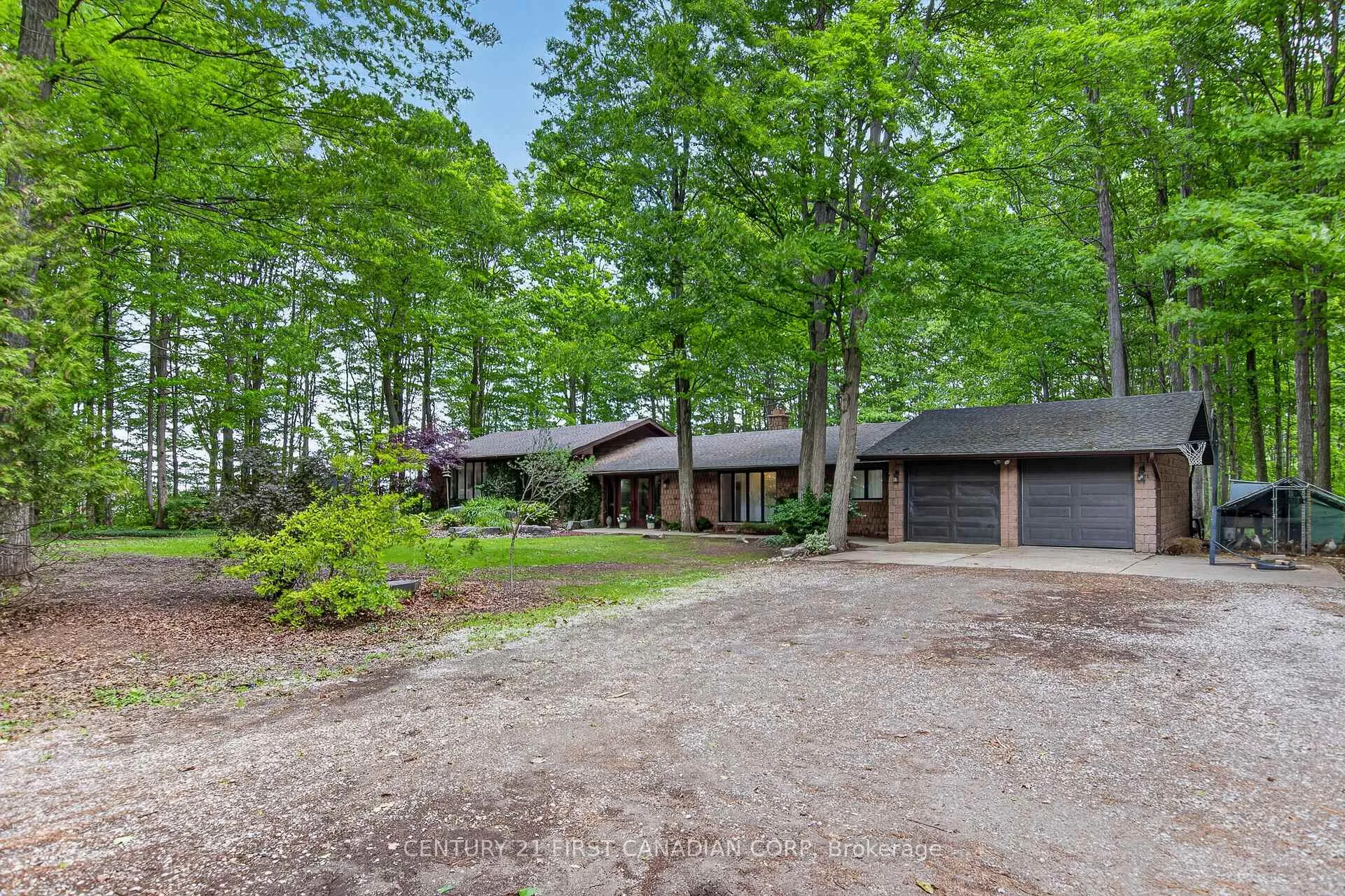 Photo 3 of 5630 Egremont Drive, Middlesex Centre, Rural Middlesex Centre — HOMEH