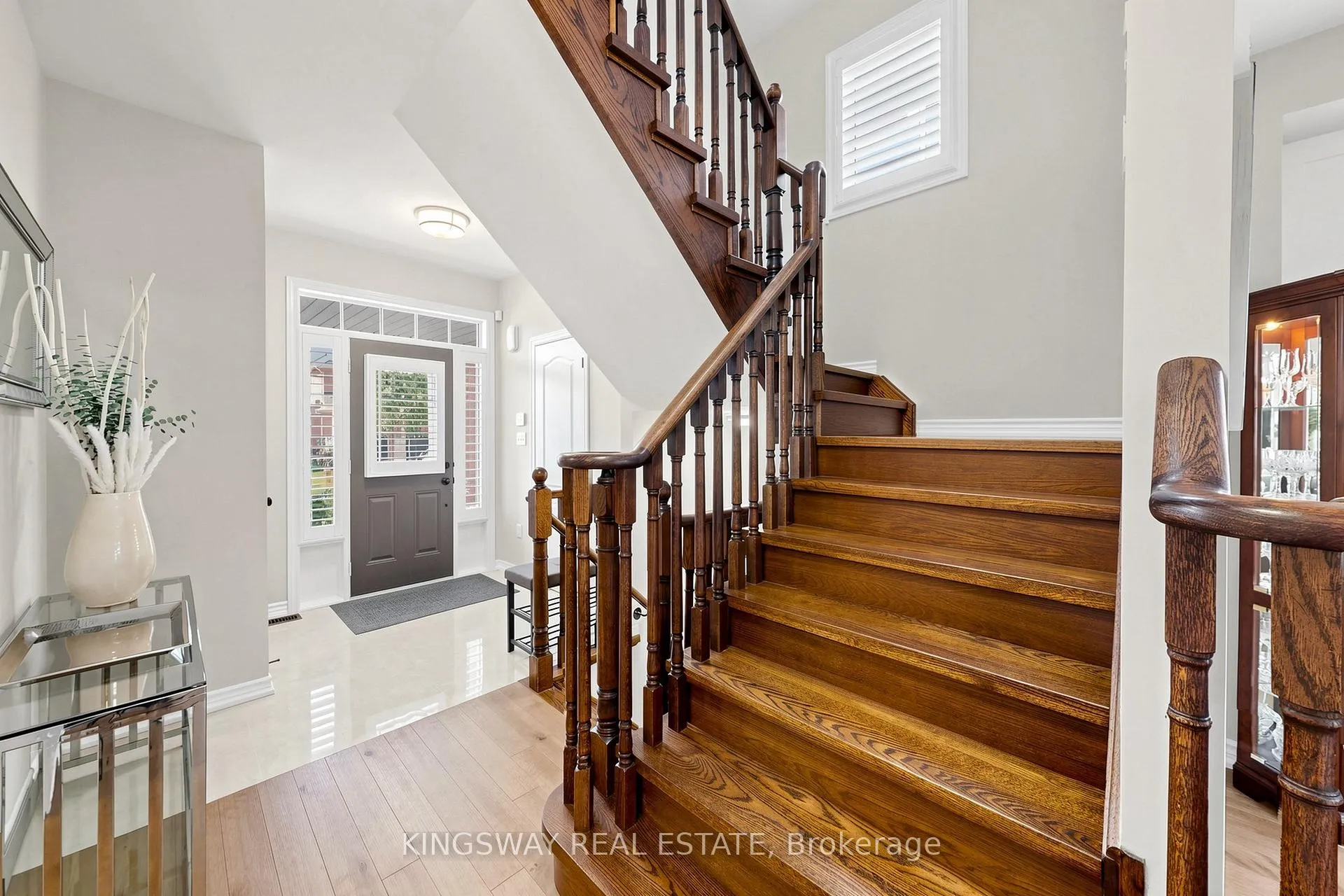 Photo 23 of 20 Chiswick Avenue, Whitby, Brooklin — HOMEH