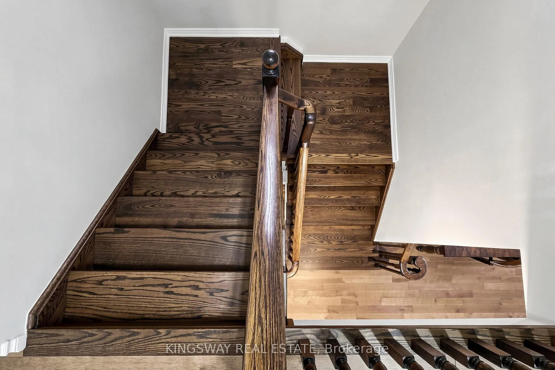 Photo 24 of 20 Chiswick Avenue, Whitby, Brooklin — HOMEH