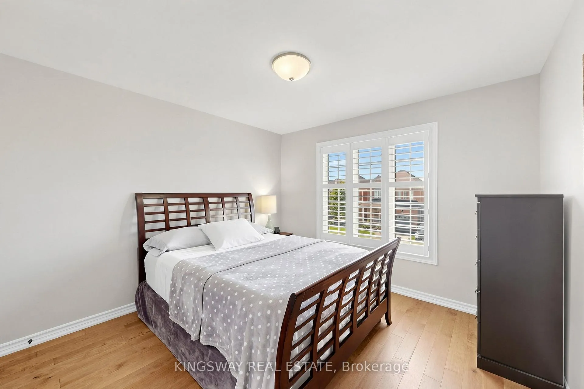 Photo 31 of 20 Chiswick Avenue, Whitby, Brooklin — HOMEH