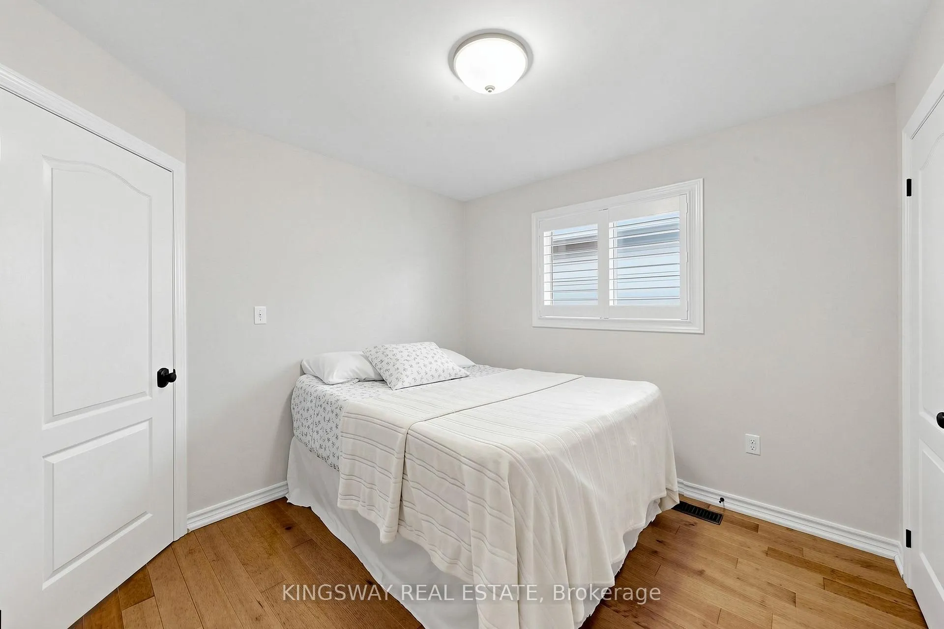 Photo 36 of 20 Chiswick Avenue, Whitby, Brooklin — HOMEH