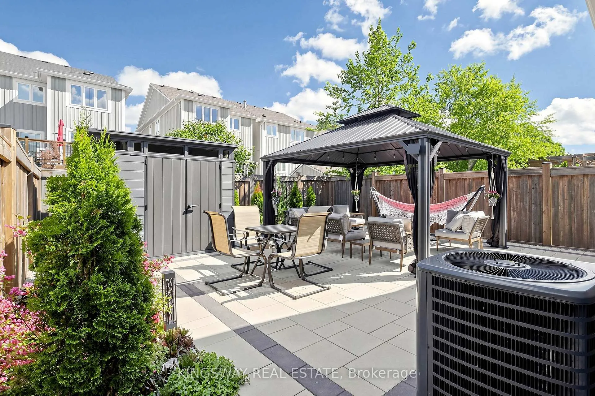 Photo 39 of 20 Chiswick Avenue, Whitby, Brooklin — HOMEH