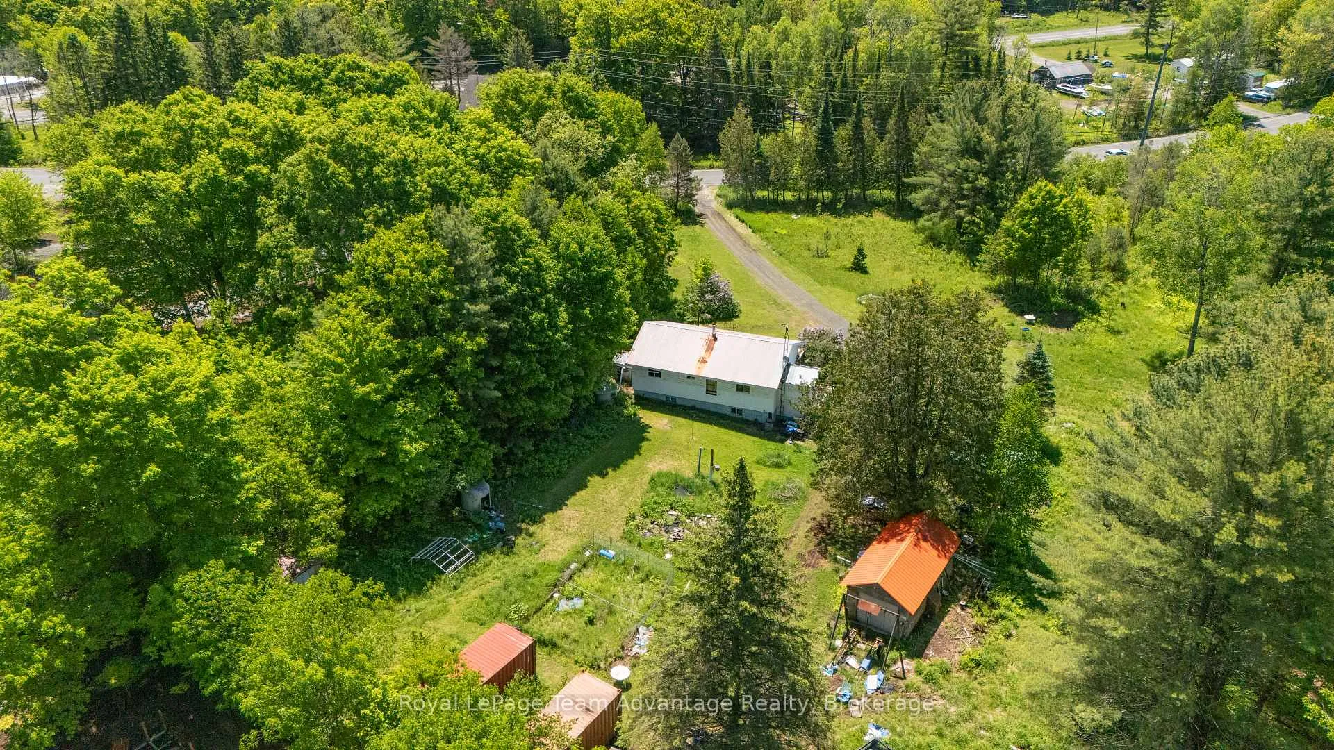 Photo 7 of 5 Hoddy's Side Road, Parry Sound — HOMEH