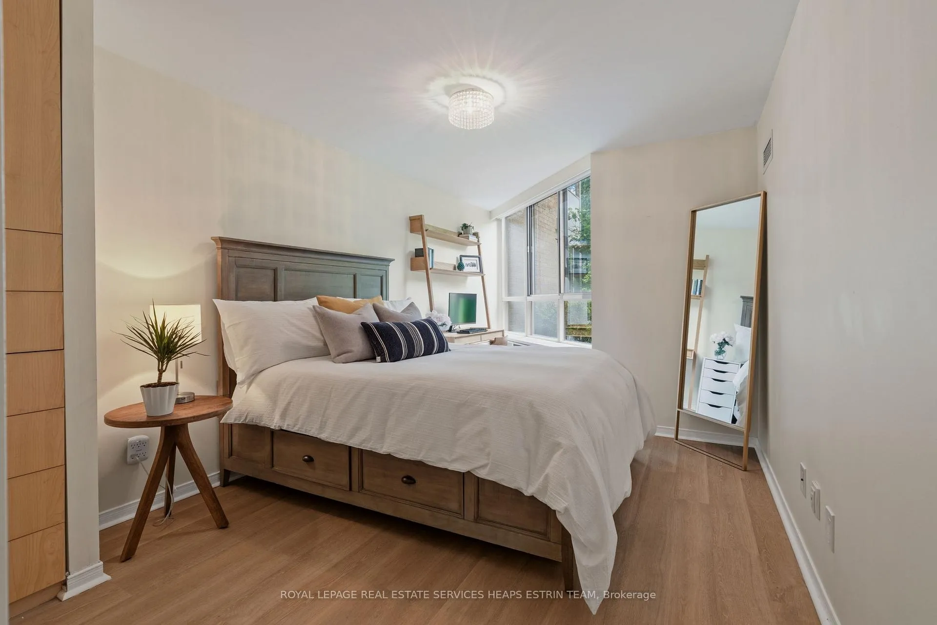 Photo 21 of Unit 111, 1485 Lakeshore Road E, Mississauga, Lakeview — HOMEH