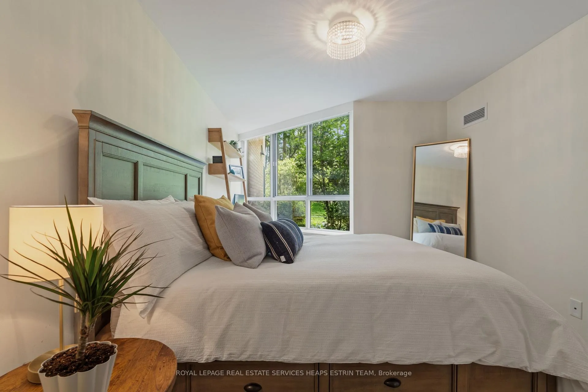 Photo 22 of Unit 111, 1485 Lakeshore Road E, Mississauga, Lakeview — HOMEH