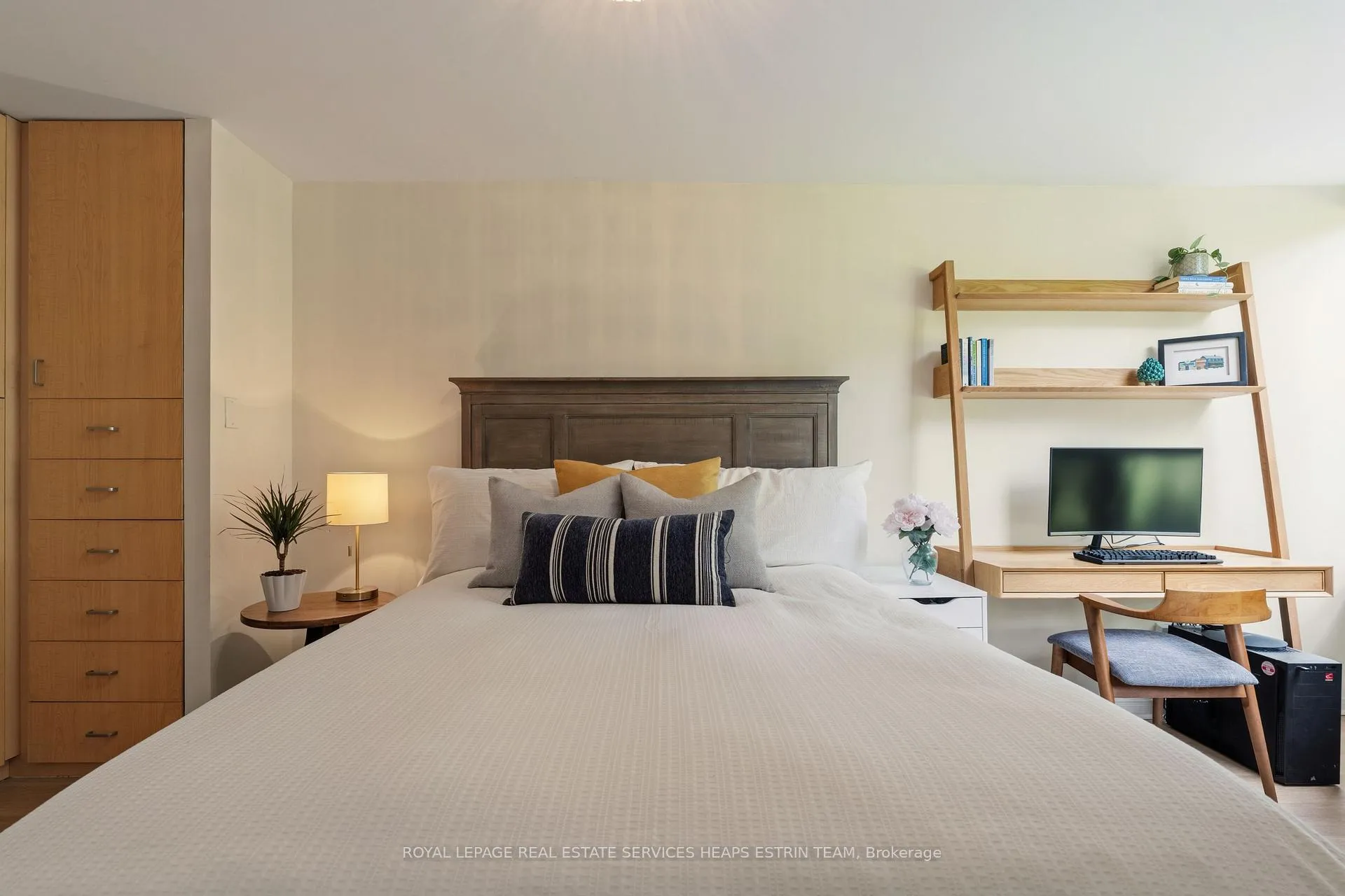 Photo 23 of Unit 111, 1485 Lakeshore Road E, Mississauga, Lakeview — HOMEH