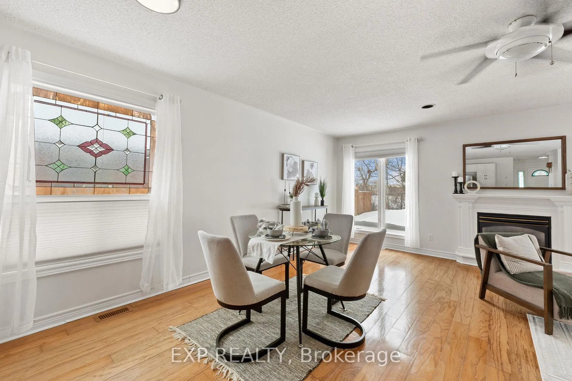 Photo 16 of 1036 Stone Cottage Crescent, Oshawa, Pinecrest — HOMEH