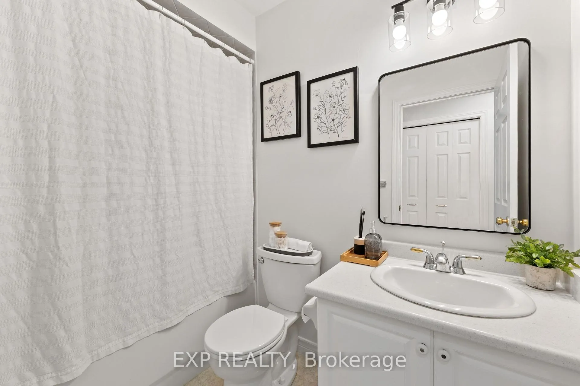 Photo 26 of 1036 Stone Cottage Crescent, Oshawa, Pinecrest — HOMEH