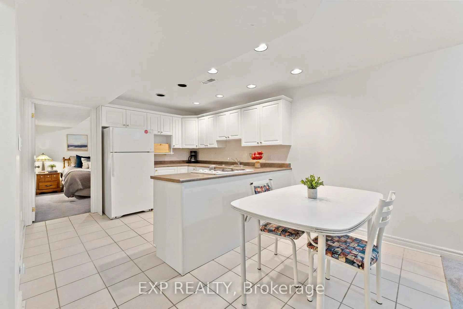 Photo 35 of 1036 Stone Cottage Crescent, Oshawa, Pinecrest — HOMEH