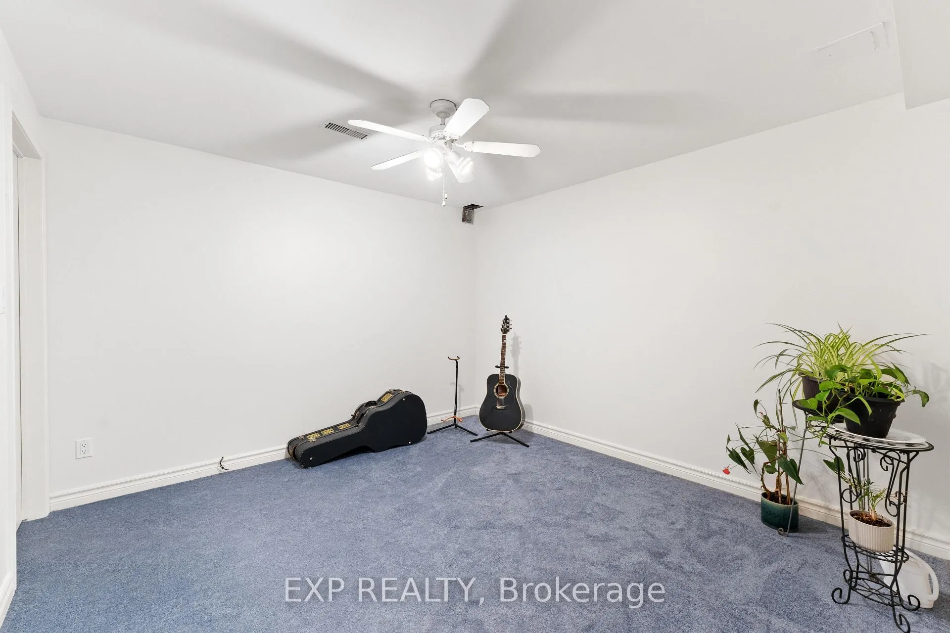 Photo 40 of 1036 Stone Cottage Crescent, Oshawa, Pinecrest — HOMEH